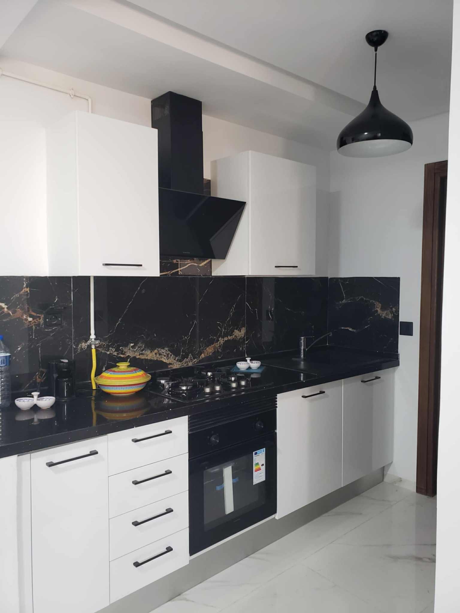 La Marsa&nbsp;El Aouina&nbsp;Location&nbsp;Appart. 1 pi�ce&nbsp;S1 neuf  haut standing  meubl� et tout �quip�