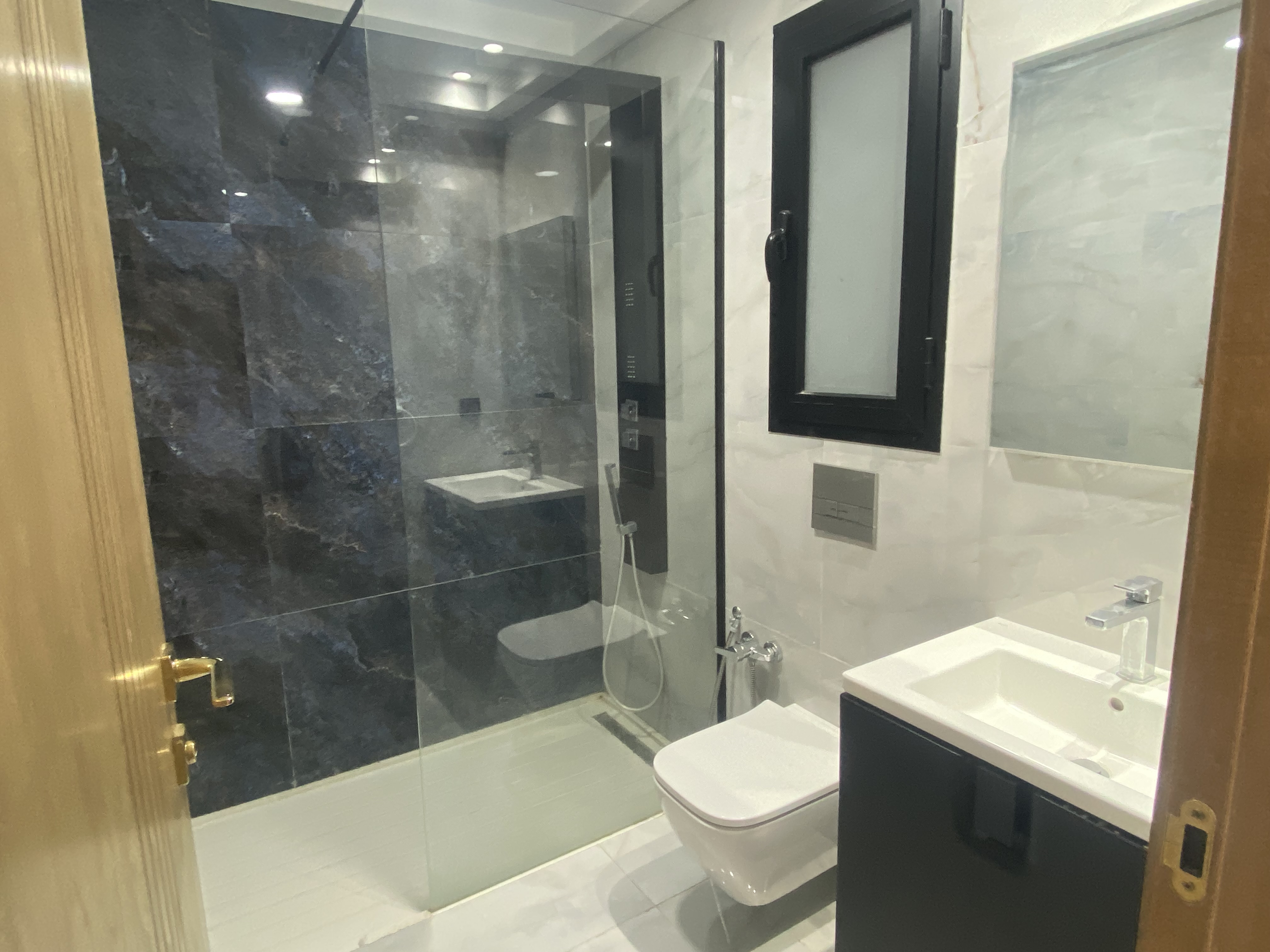 Ain Zaghouan&nbsp;Ain Zaghouan&nbsp;Location&nbsp;Appart. 2 pi�ces&nbsp;S2 a ain zaghouan nord