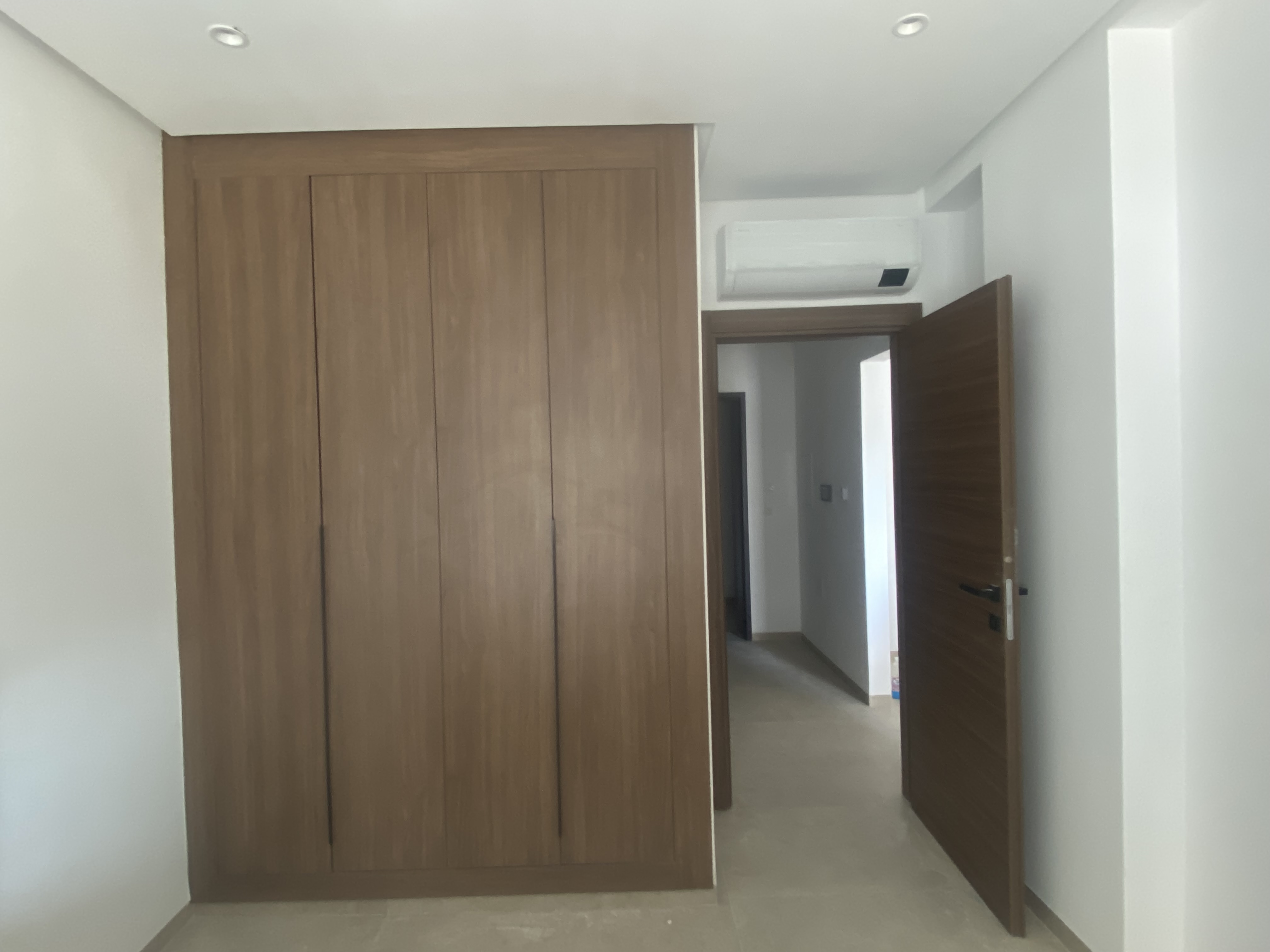Ain Zaghouan&nbsp;Ain Zaghouan&nbsp;Location&nbsp;Appart. 1 pi�ce&nbsp;S1 neuf a ain zaghouan