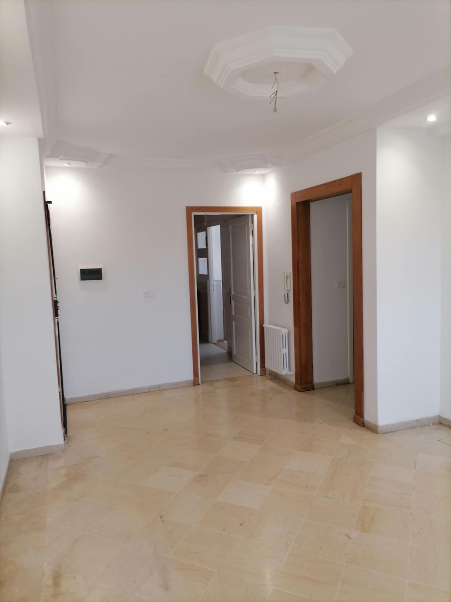 Raoued Cite Ennkhilet Location Appart. 5 pices+ A l appartement a enkhilette araiana