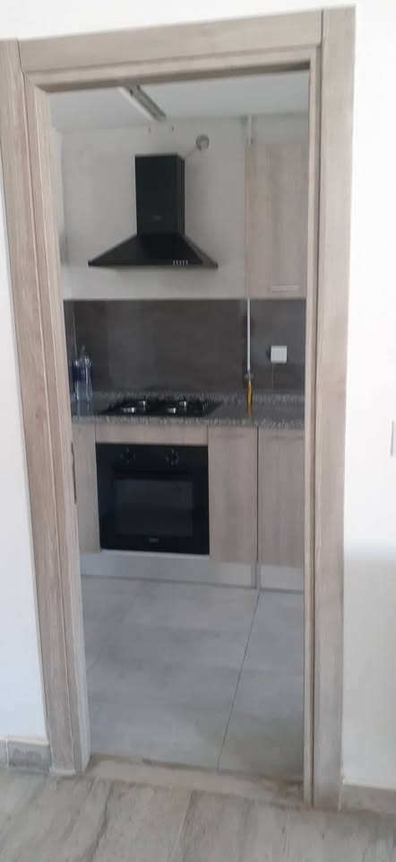 La Marsa El Aouina Location Appart. 2 pices Apprt splus 1  ain zaghoouene nord
