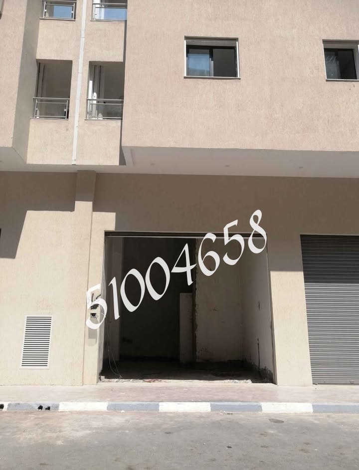 La Marsa El Aouina Location Surfaces Local commercial wahat aouina