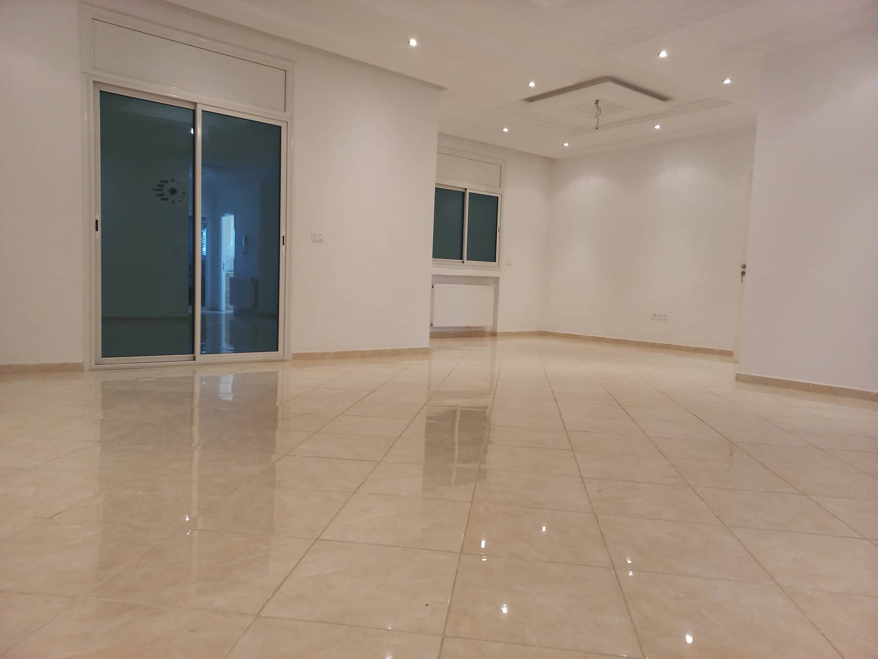 Ain Zaghouan Ain Zaghouan Location Appart. 3 pices Spacieux s3 prs monoprix ain zaghouan nord