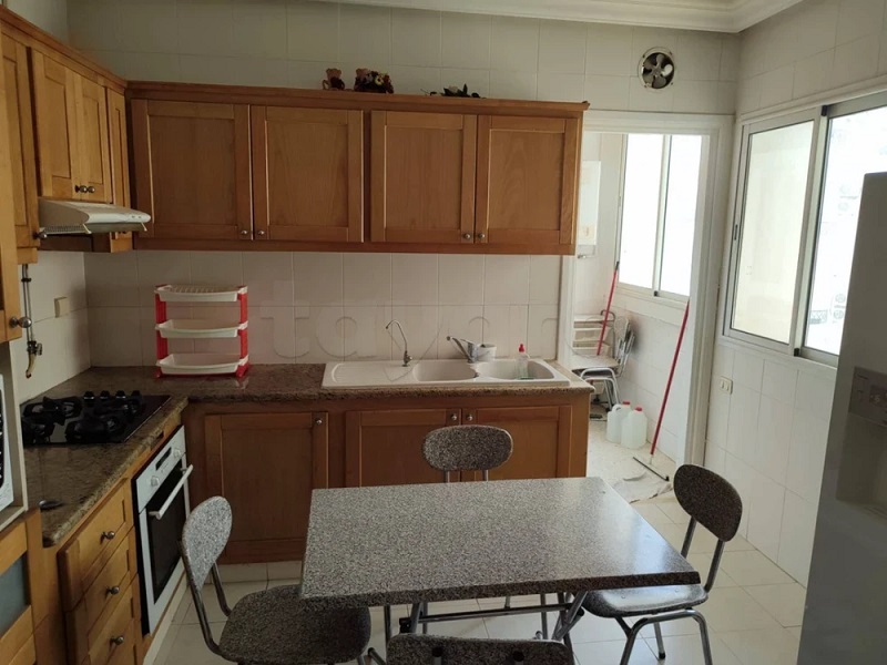Ariana Ville Cite Ennasr 2 Location Appart. 5 pices+ S plus 4 vide a ennasr 2 wb4303