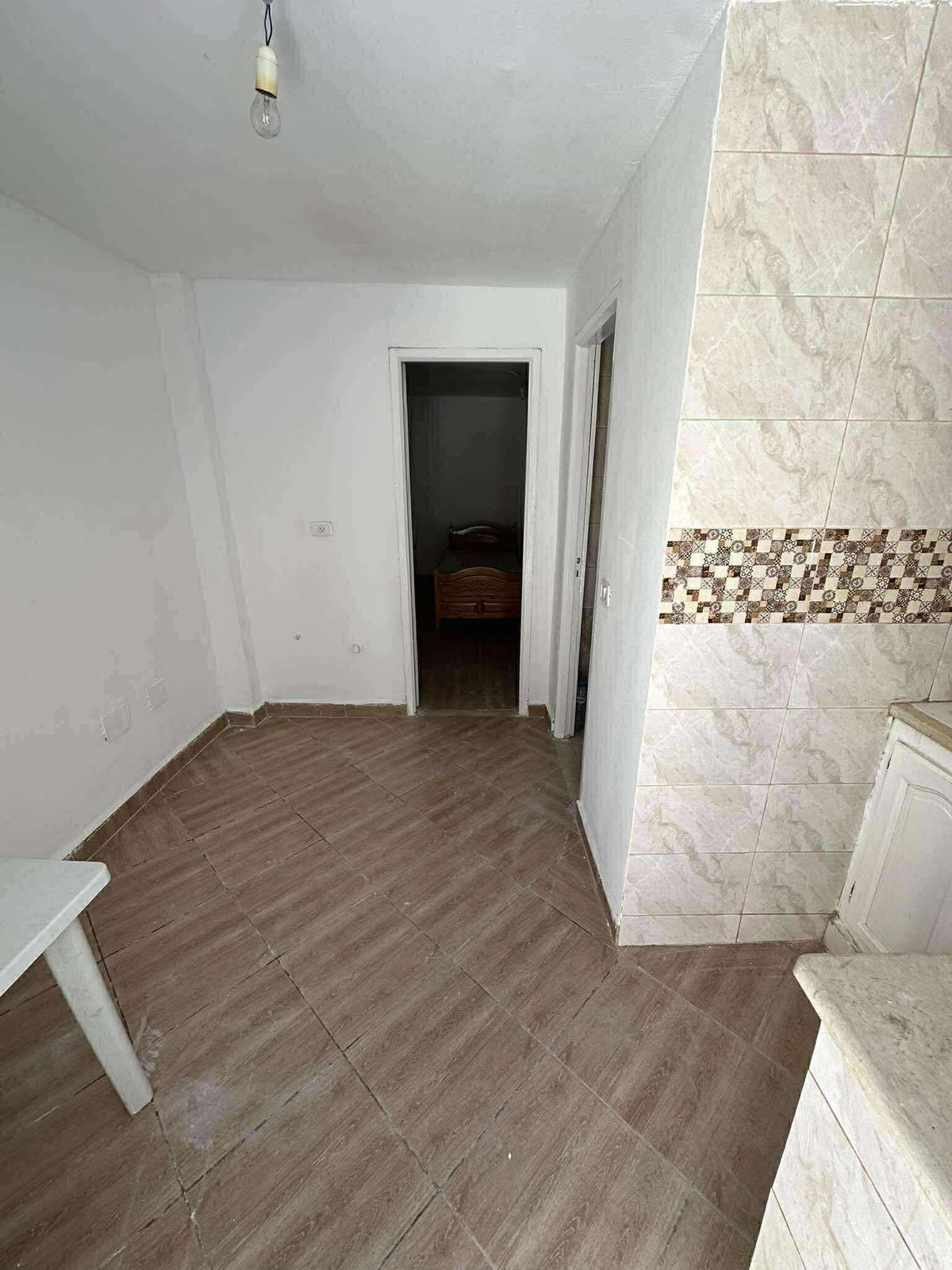 Ariana Ville El Menzah 8 Location Appart. 1 pice Studio s0 meubl a el manzah 8 wb4308