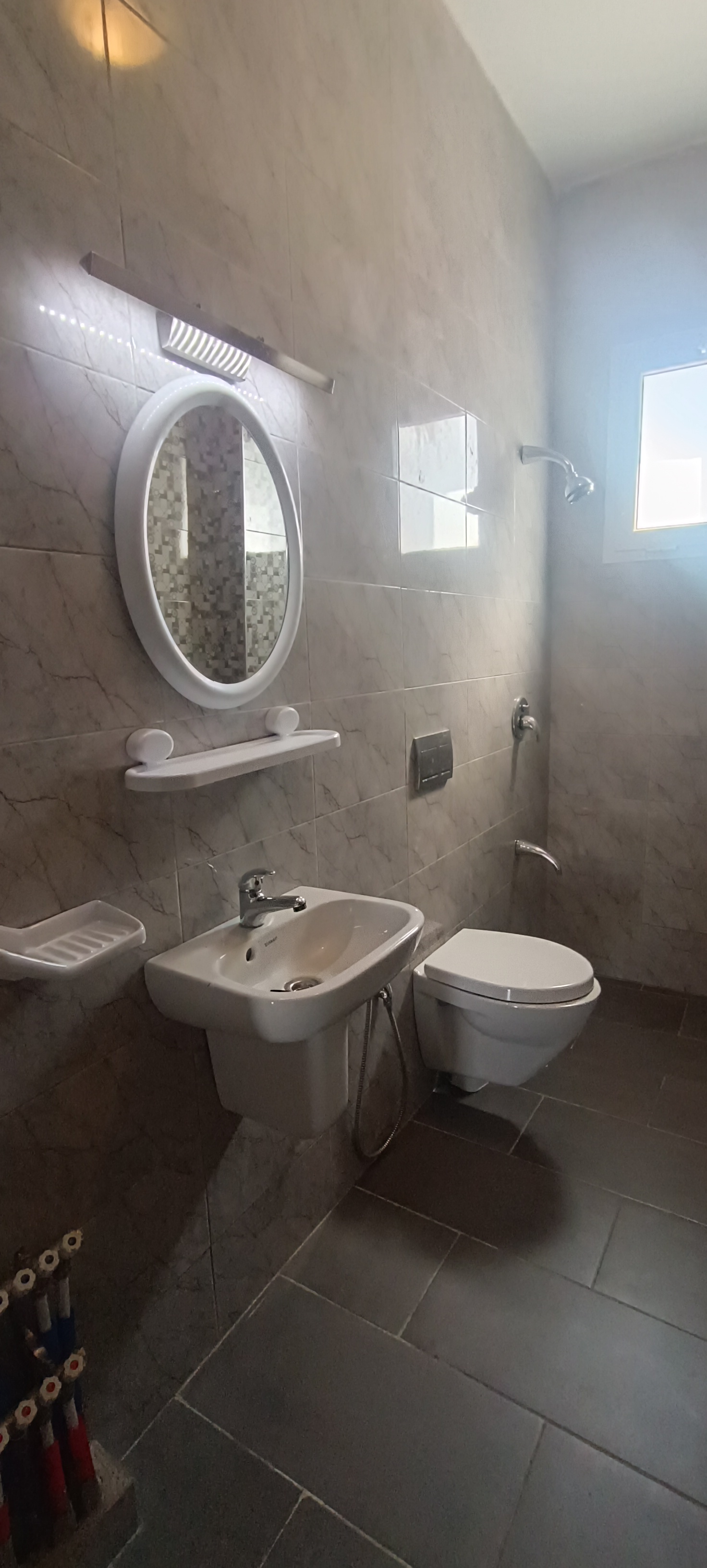 El Menzah Mutuelle Ville Bureaux & Commerces Bureau Mutuelleville etage s4 usage bureautique