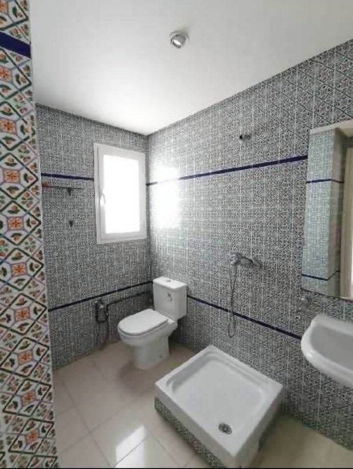 Ariana Ville Cite Ennasr 2 Location Appart. 4 pices Spacieux appartement s3
