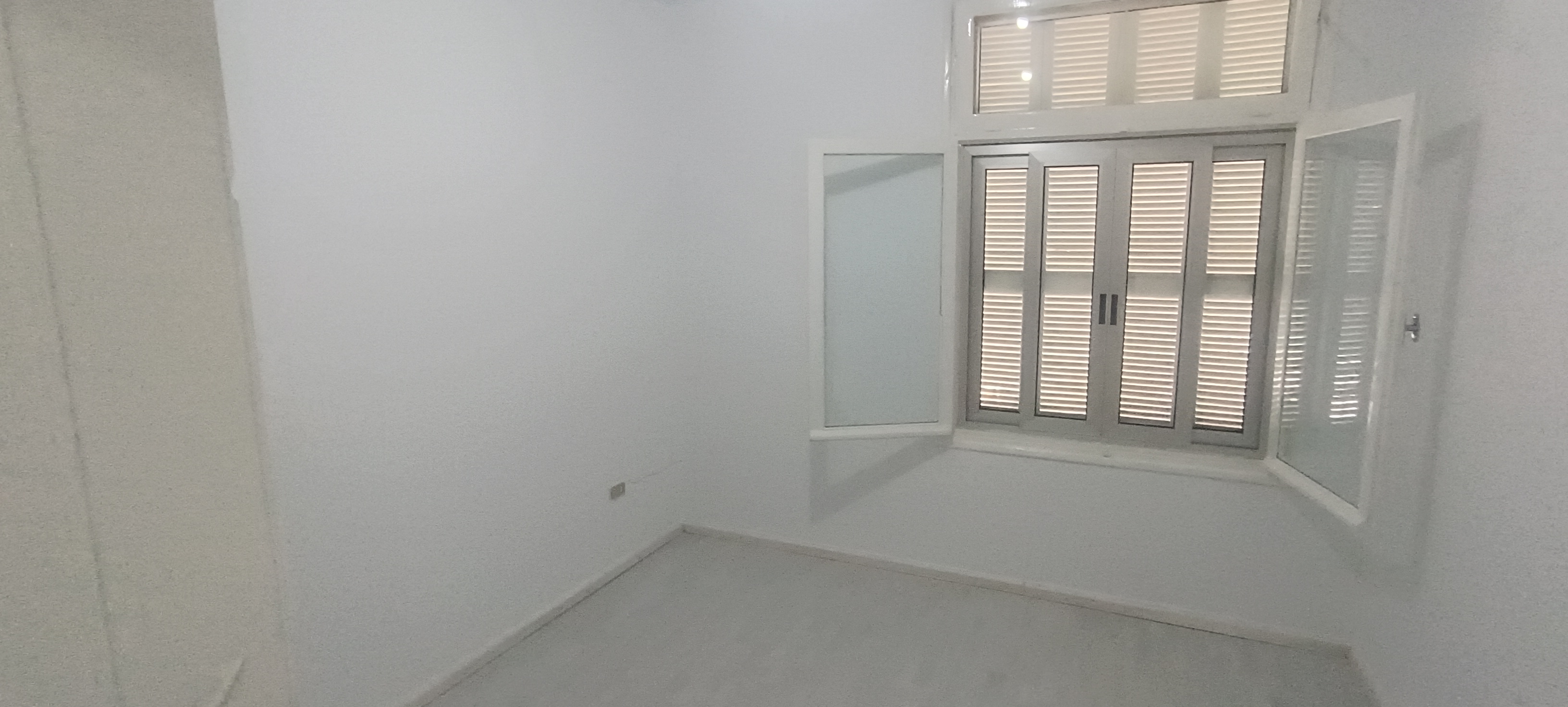 El Menzah Cite El Mahrajene Location Appart. 4 pices Appart s3 rdc avec jardin