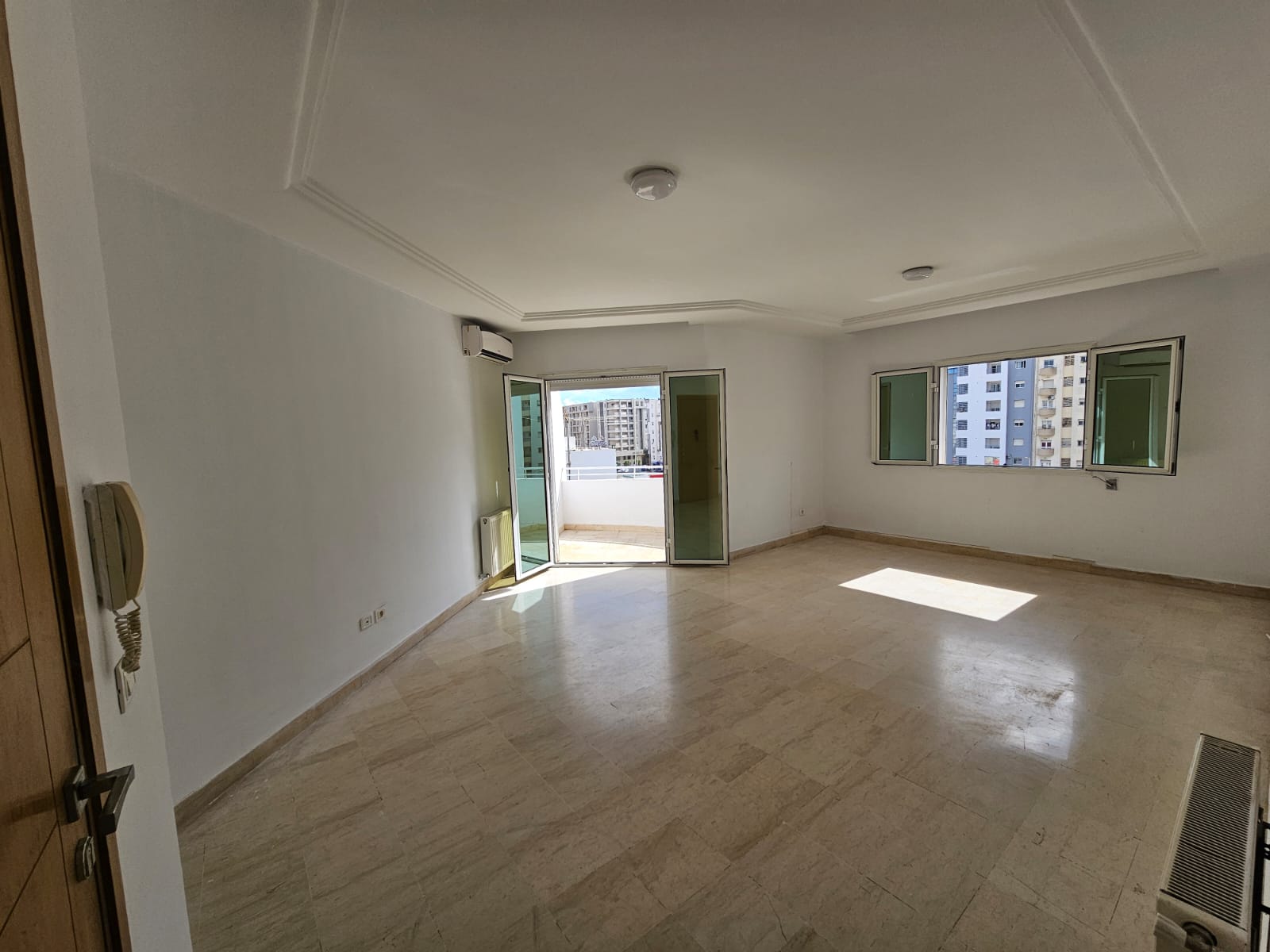 Ain Zaghouan Ain Zaghouan Location Appart. 3 pices S plus deux trs ensoleill  l'aouina