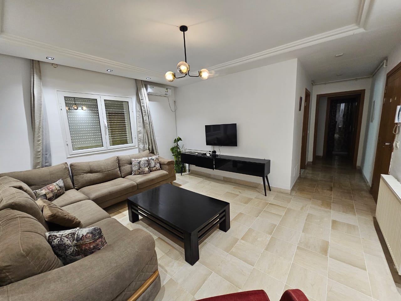 Ain Zaghouan Ain Zaghouan Location Appart. 2 pices S plus un vide spacieux  l'aouina