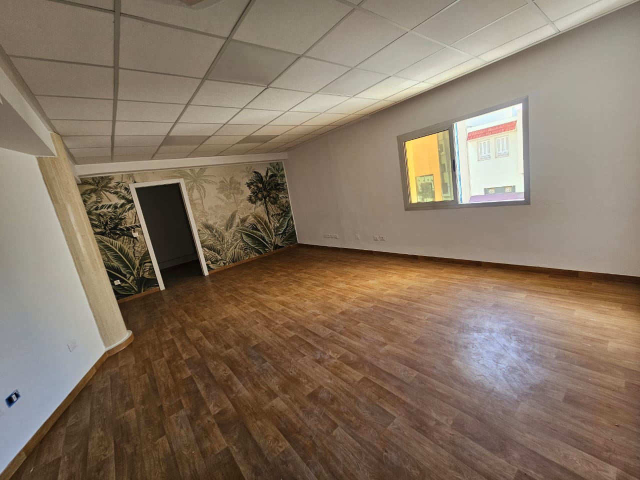 La Marsa Berge Du Lac Location Appart. 1 pice S zro  usage bureautique au lac 1