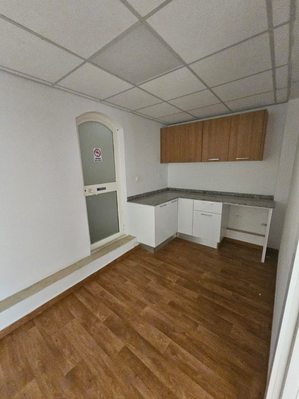 La Marsa Berge Du Lac Location Appart. 1 pice S zro  usage bureautique au lac 1