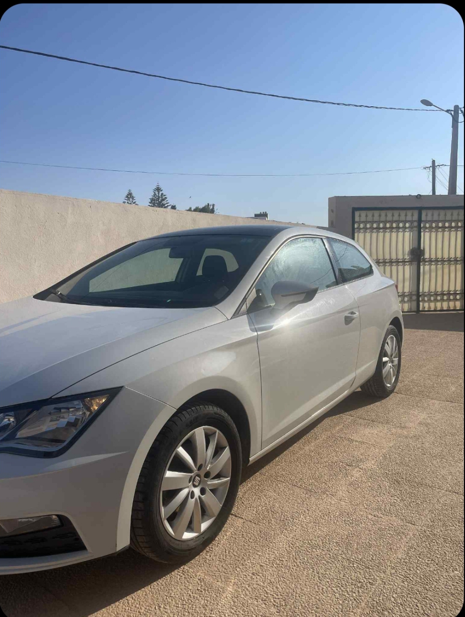 La Marsa El Aouina Seat Leon Belle seat leon