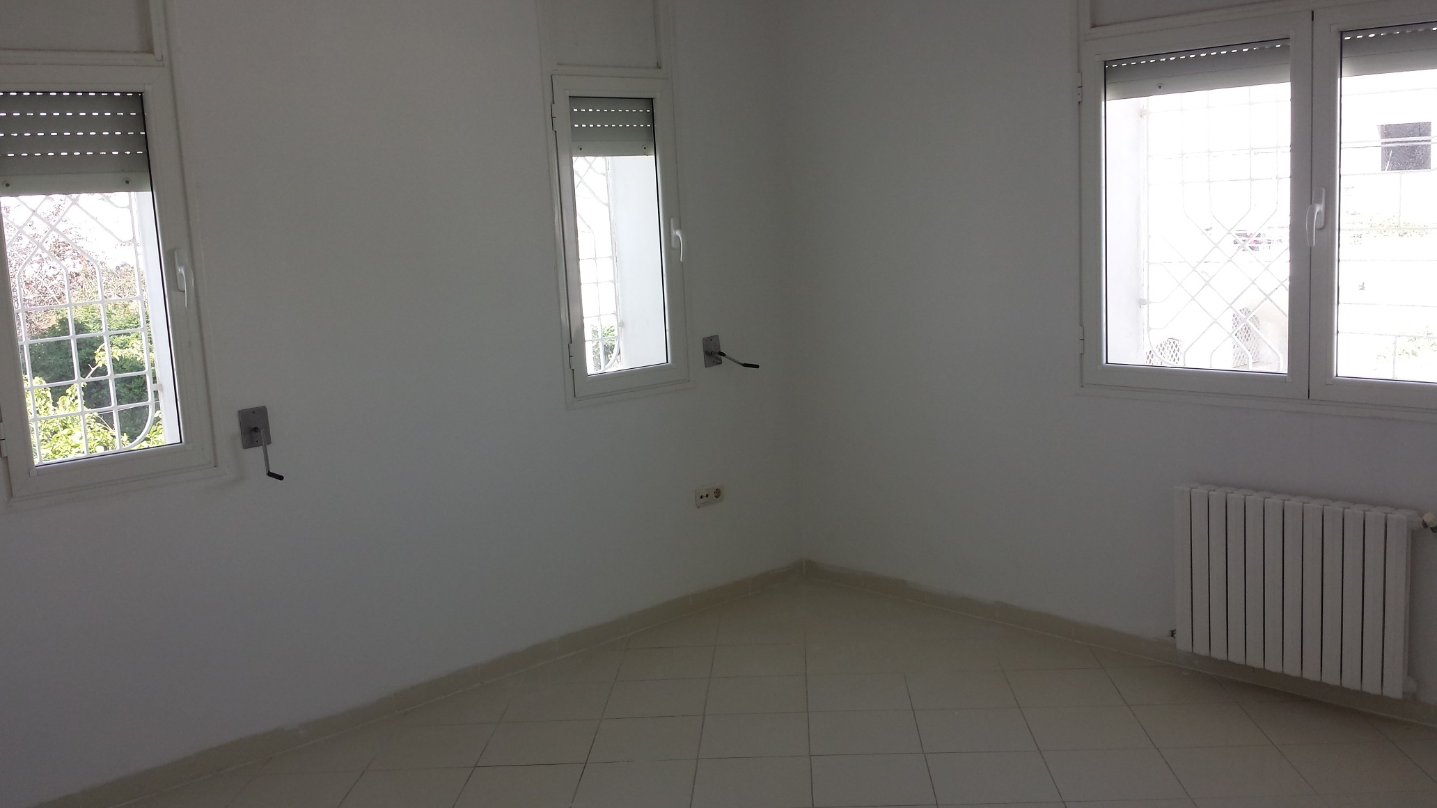 La Marsa Cite Bhar Lazreg Location Maisons Etage de villa bon standing  bhar lazreg