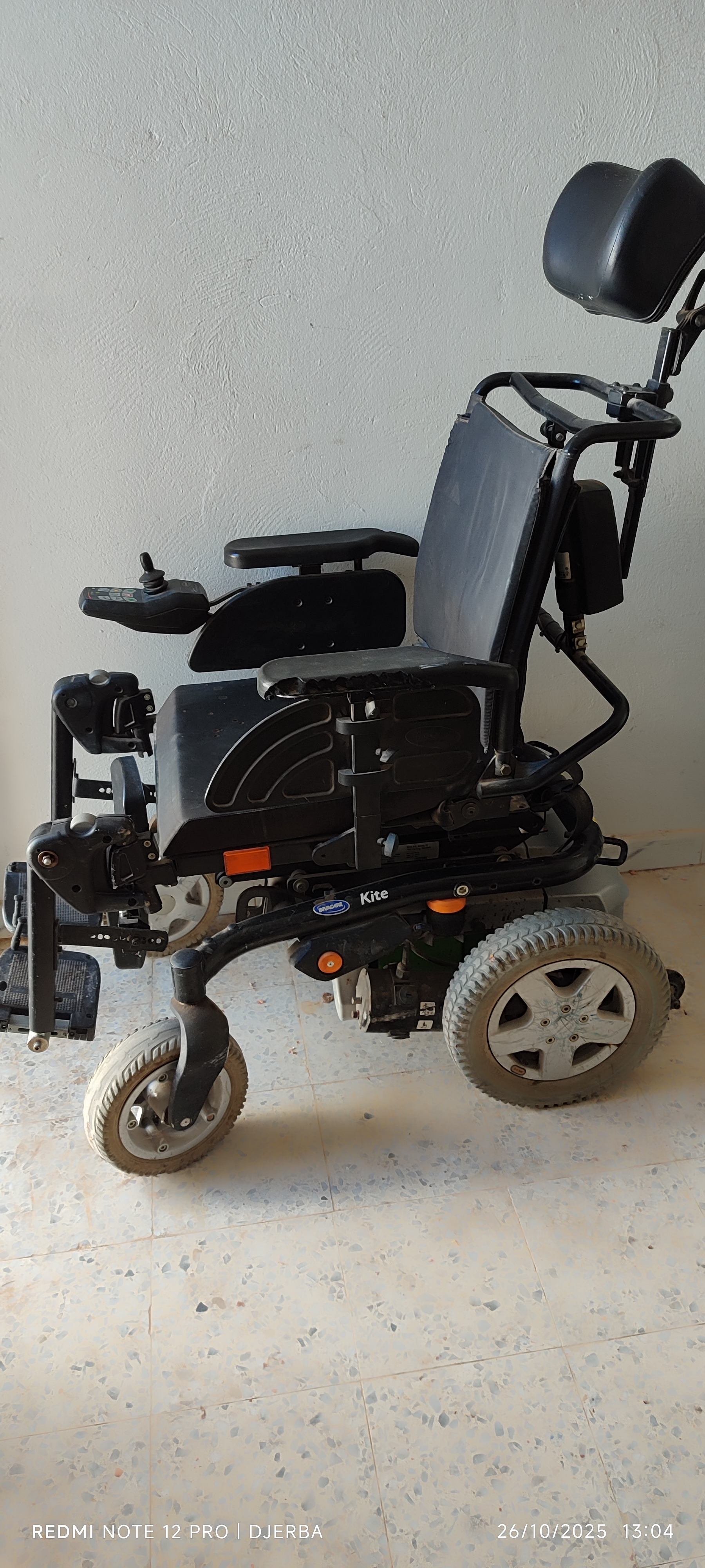 Djerba - Houmet Essouk Djerba  Adly Adly Fauteuil roulant lectrique invacare