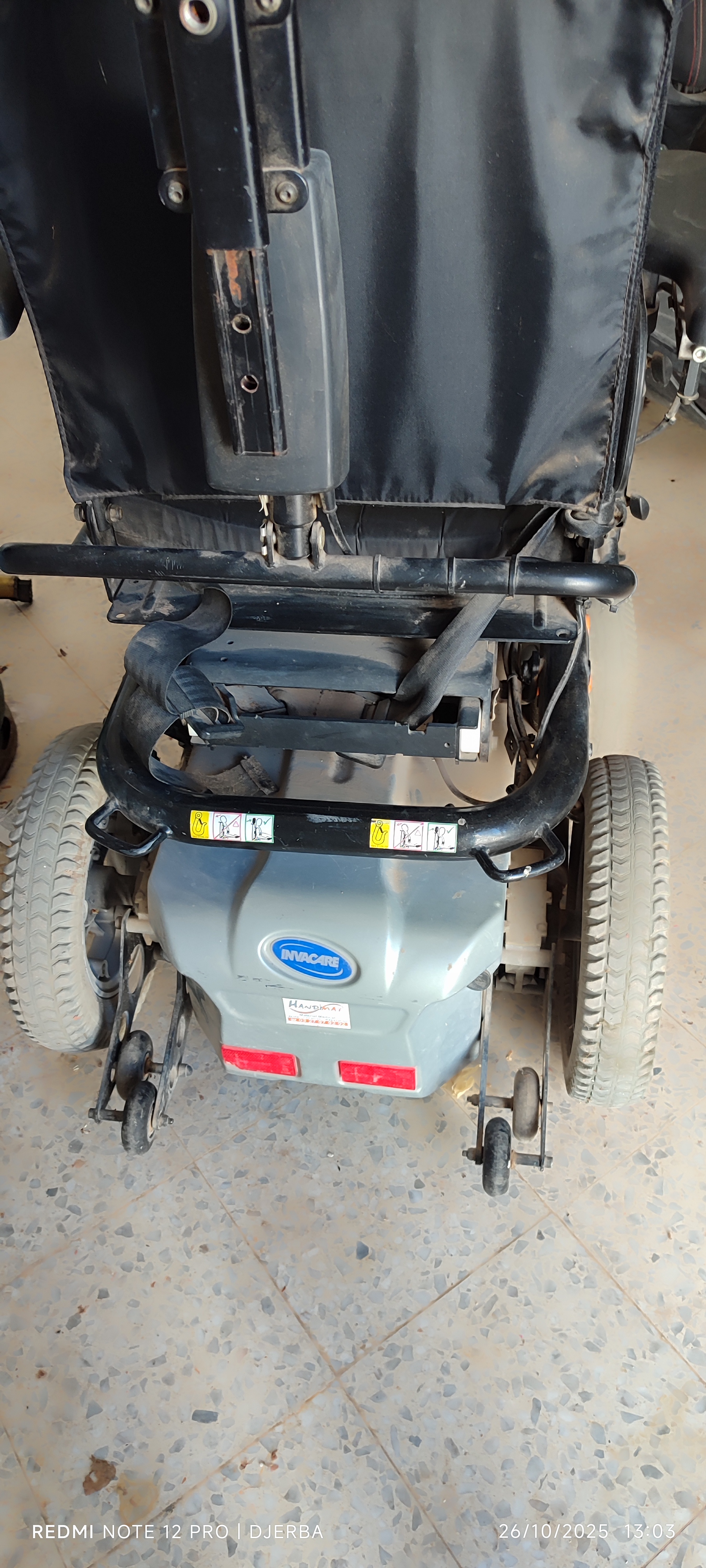 Djerba - Houmet Essouk Djerba  Adly Adly Fauteuil roulant lectrique invacare