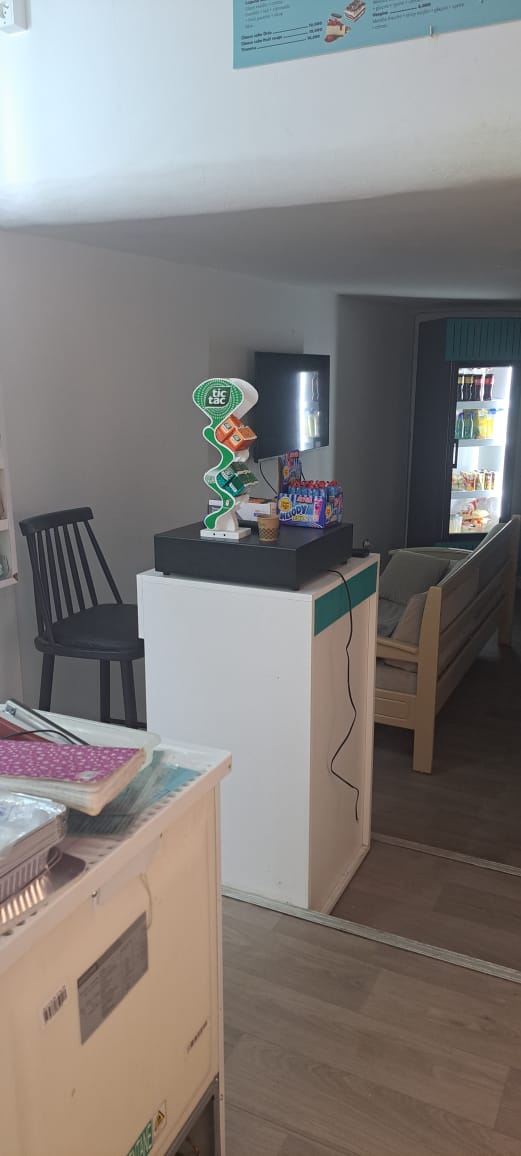 Ariana Ville El Menzah 6 Vente Autre Fonds de commerce  menzah 6 ariana