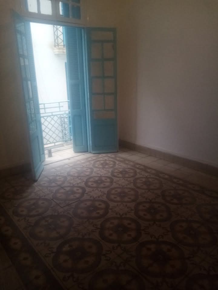 Bab Bhar Bab Bhar Location Appart. 3 pices Appt s2 tres propre avenue borguiba