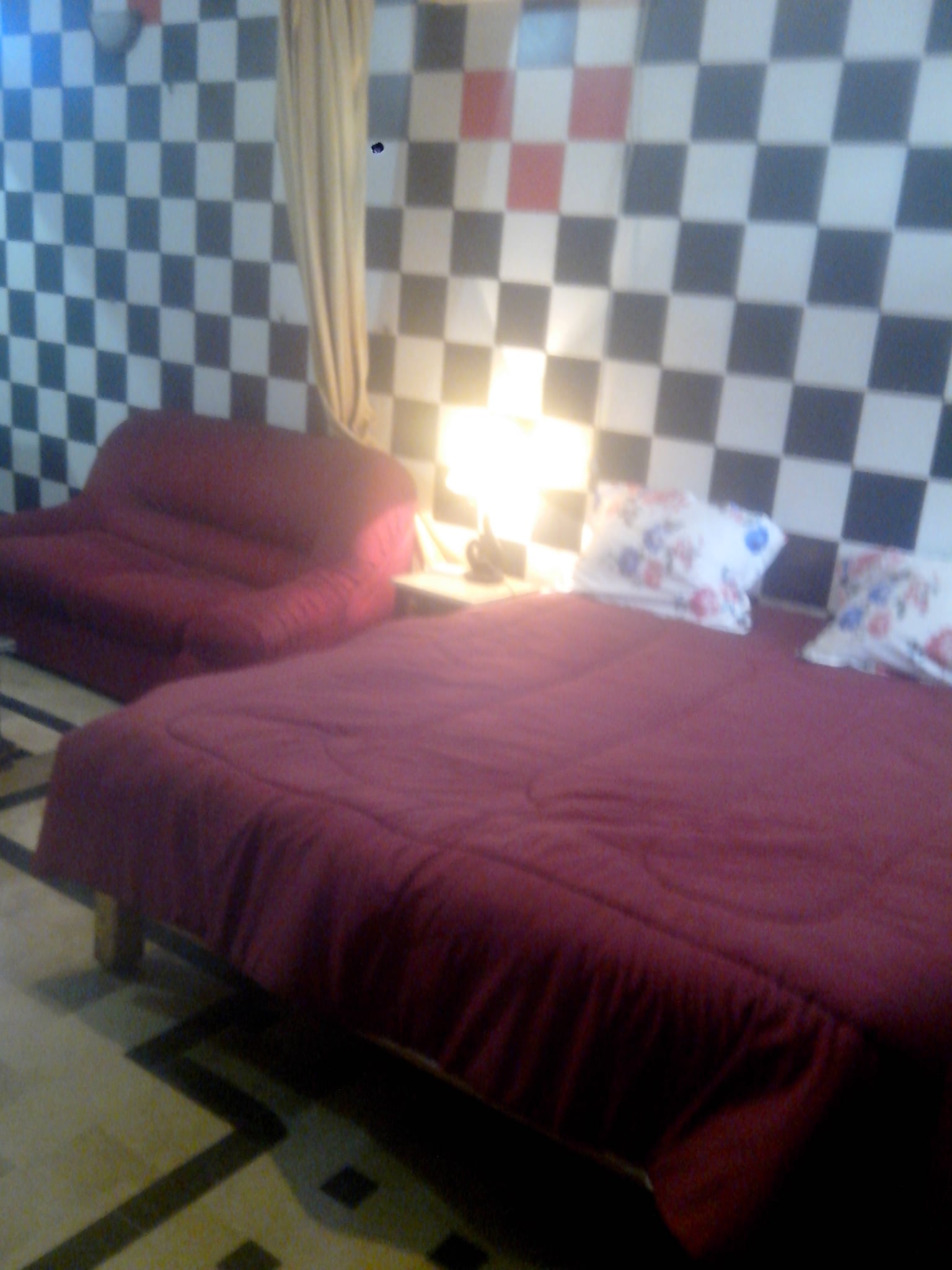 Bab Bhar Bab Bhar Location Appart. 1 pice Grand appt s0 meubl prs horloge av borguiba