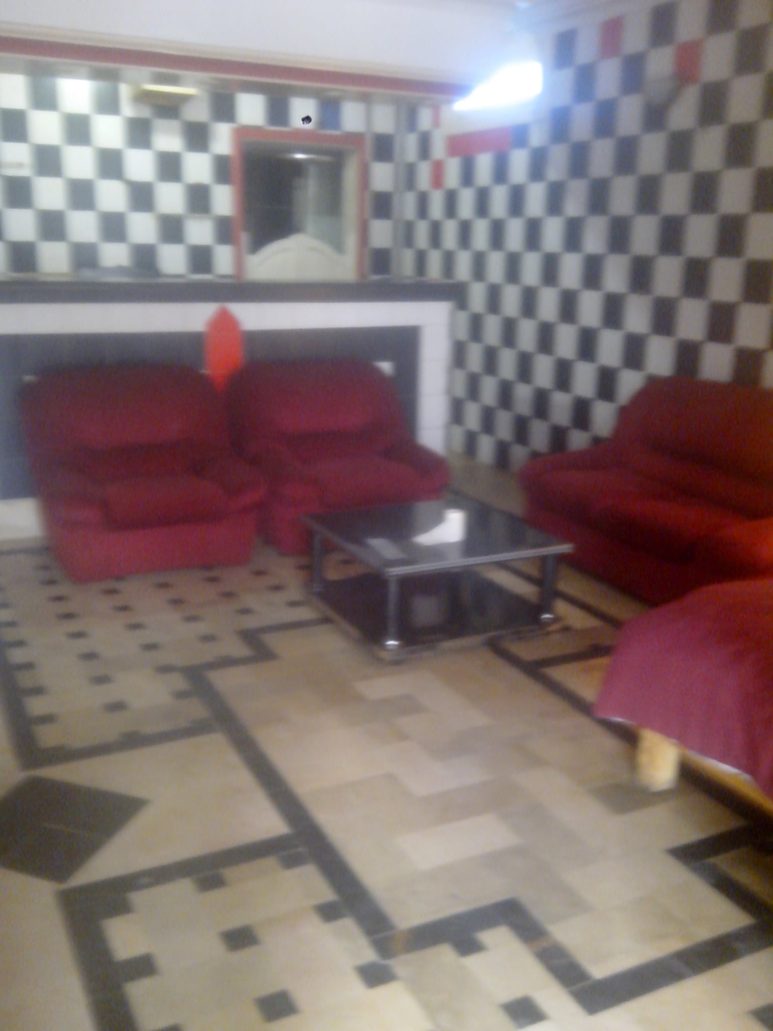 Bab Bhar Bab Bhar Location Appart. 1 pice Grand appt s0 meubl prs horloge av borguiba