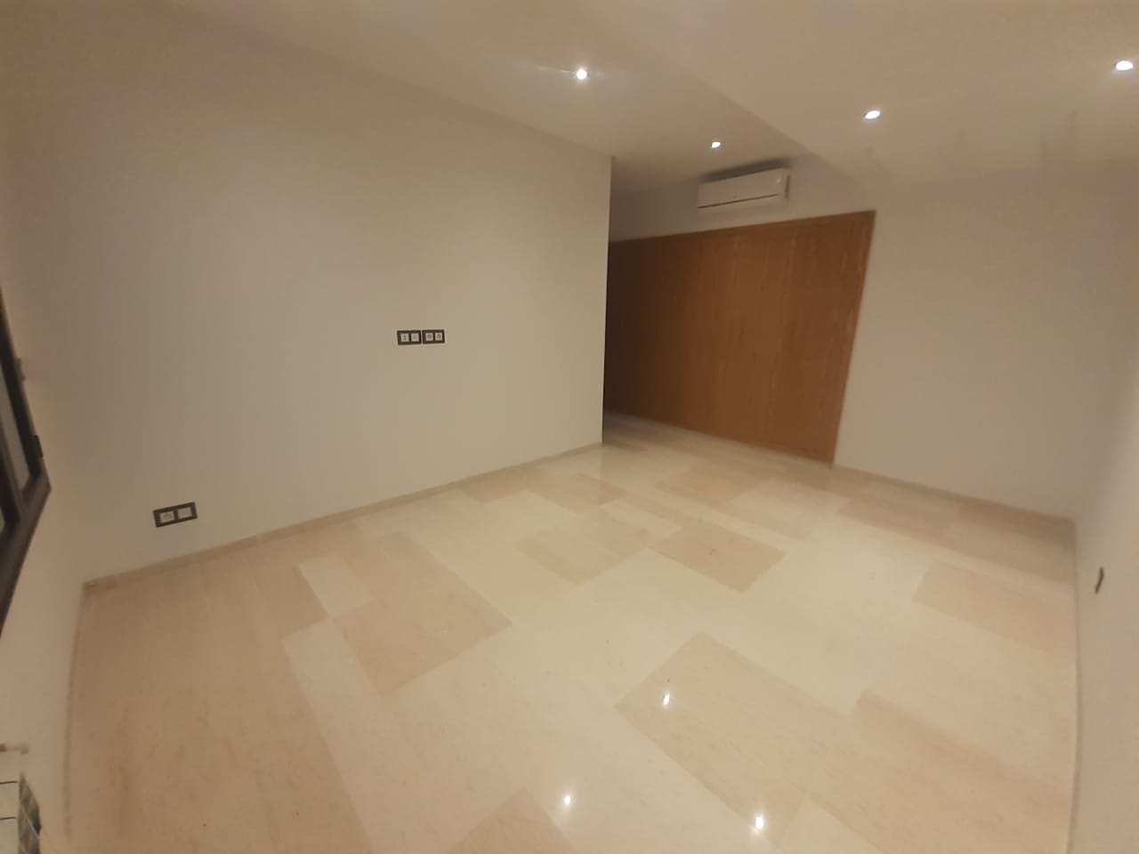 La Soukra La Soukra Location Appart. 4 pices S3 au rue du park la soukra