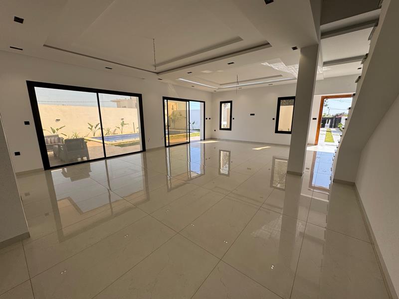 Hammamet Hammamet Vente Appart. 4 pices Villa les narcisses rf v2967