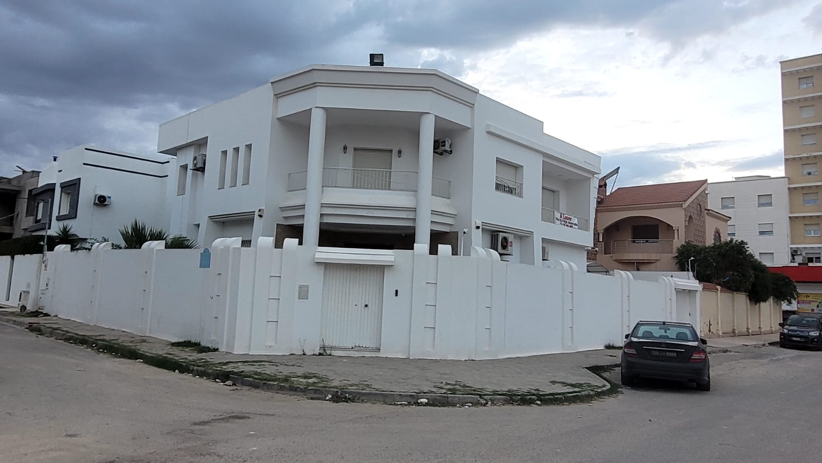 Sousse Jaouhara Khezama Ouest Location Maisons Villa haut standing