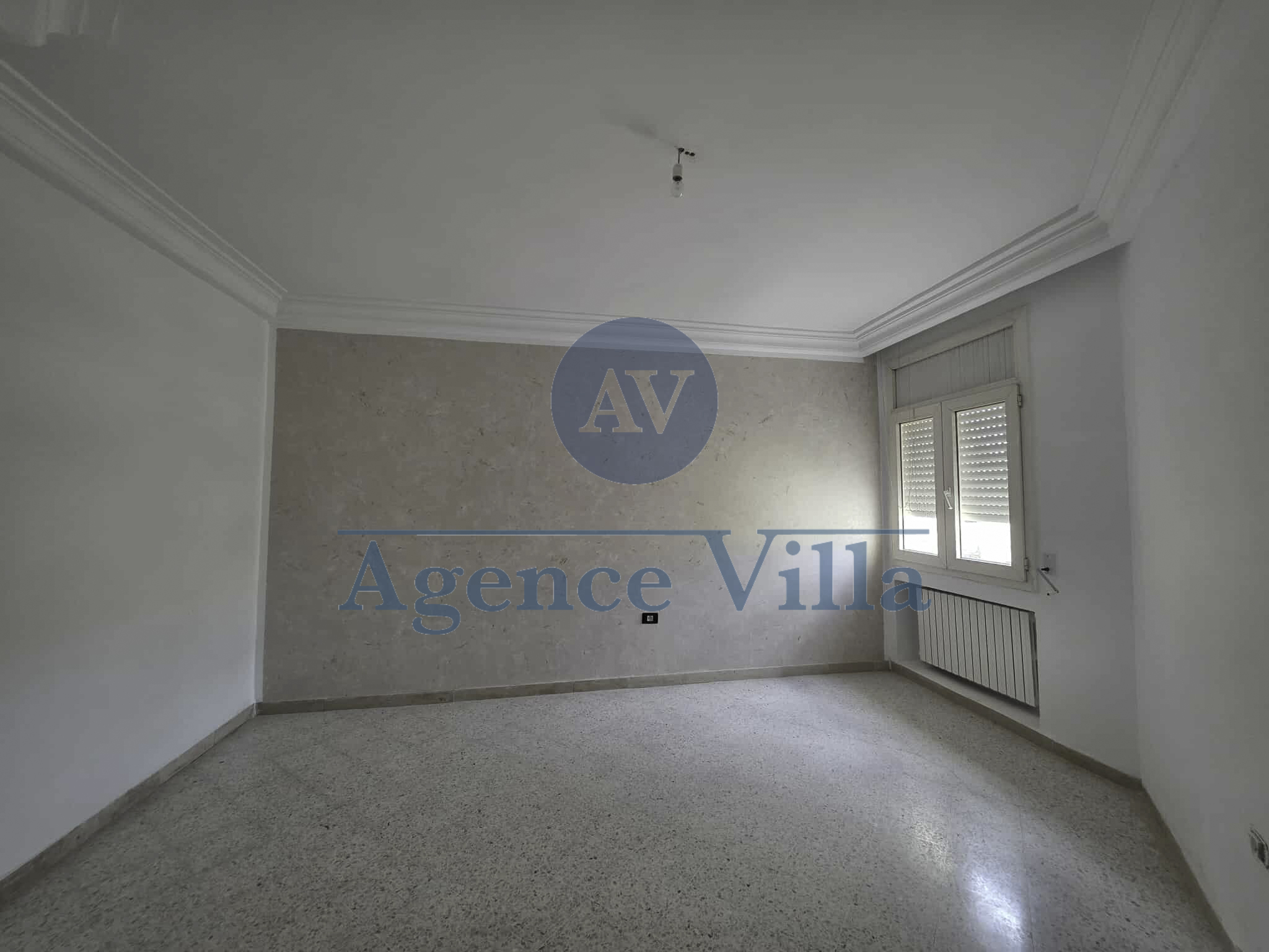 Ain Zaghouan Ain Zaghouan Location Appart. 4 pices Un appartement s3  hay wahat