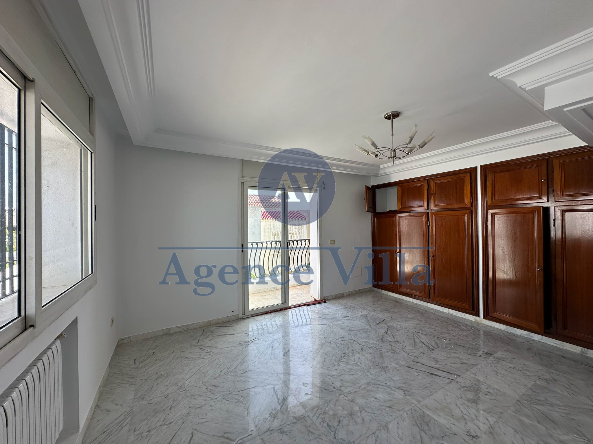 La Marsa Cite El Hana Location Duplex Une grande villa s4  la marsa