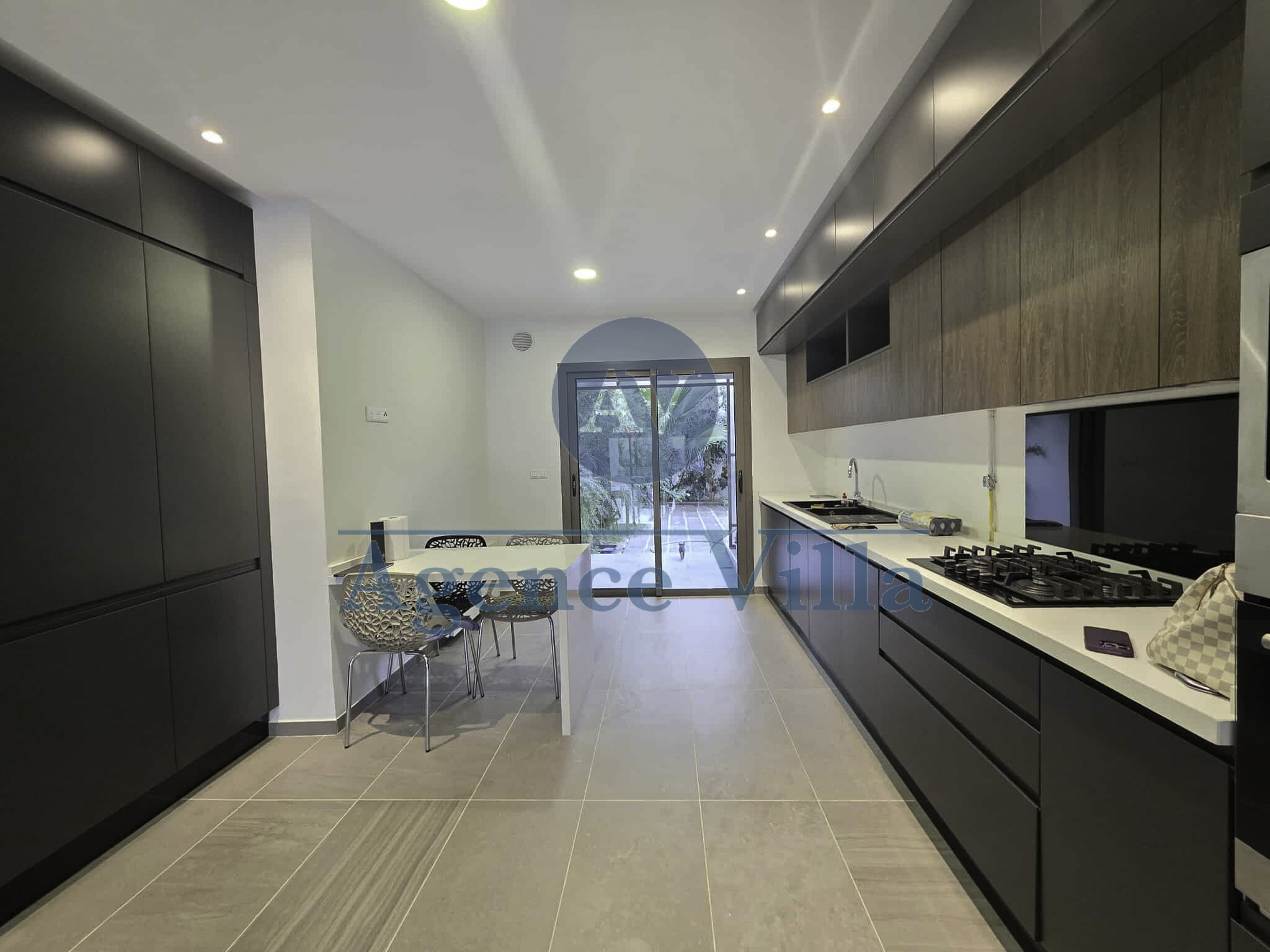 La Marsa Gammart Location Appart. 3 pices Un appartement neuf meubl  gammarth