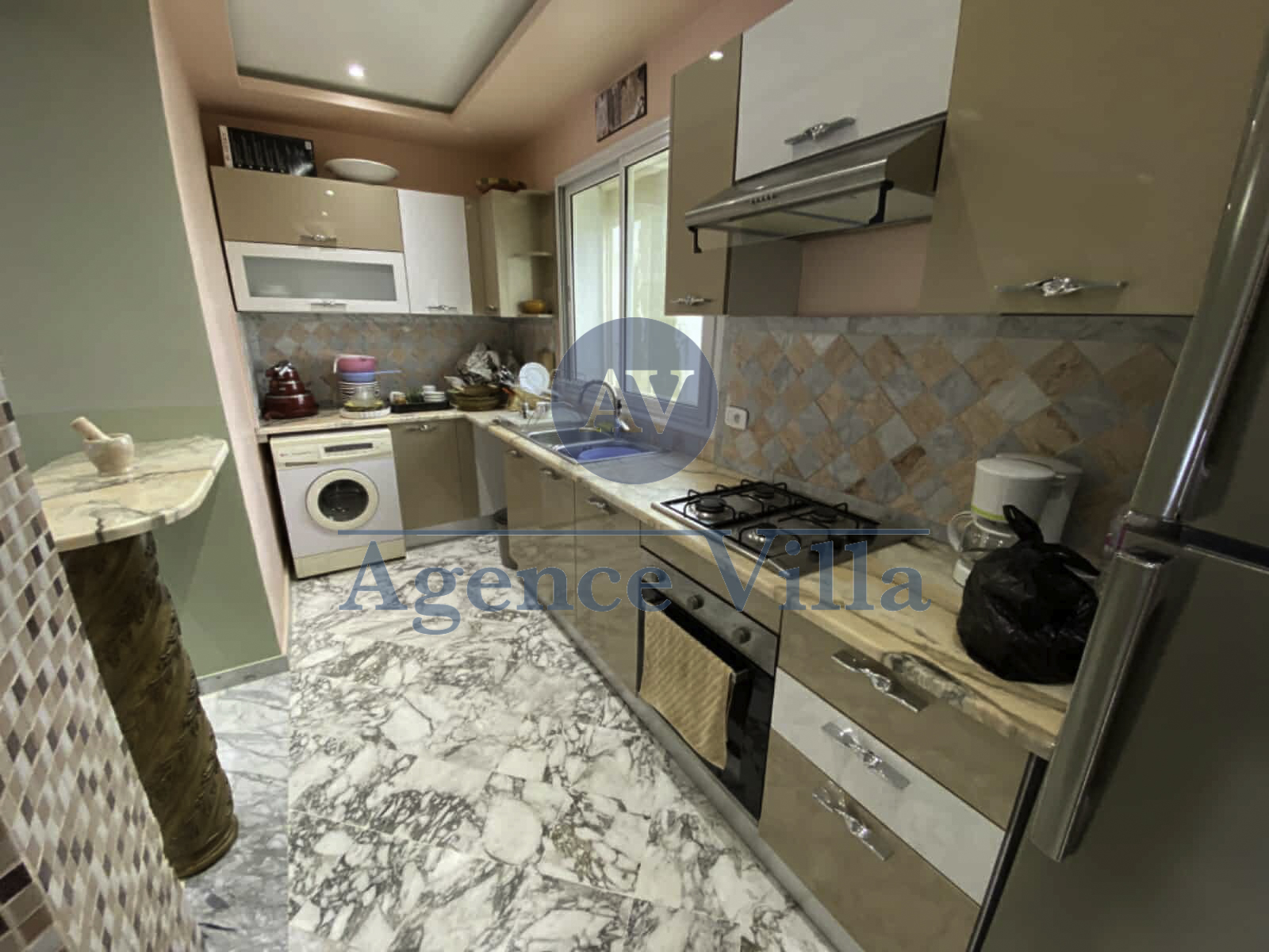 La Marsa Gammart Location Appart. 3 pices Un appartement  meubl  gammarth