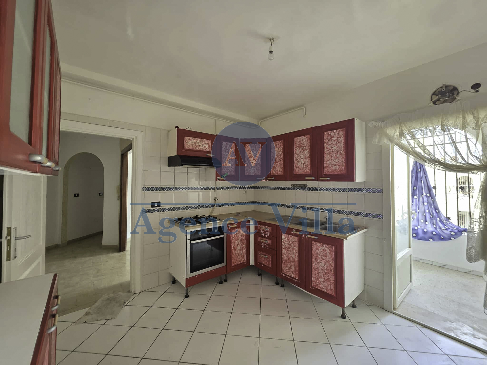 Ain Zaghouan Ain Zaghouan Location Appart. 4 pices Un appartement s3  cit lwahat
