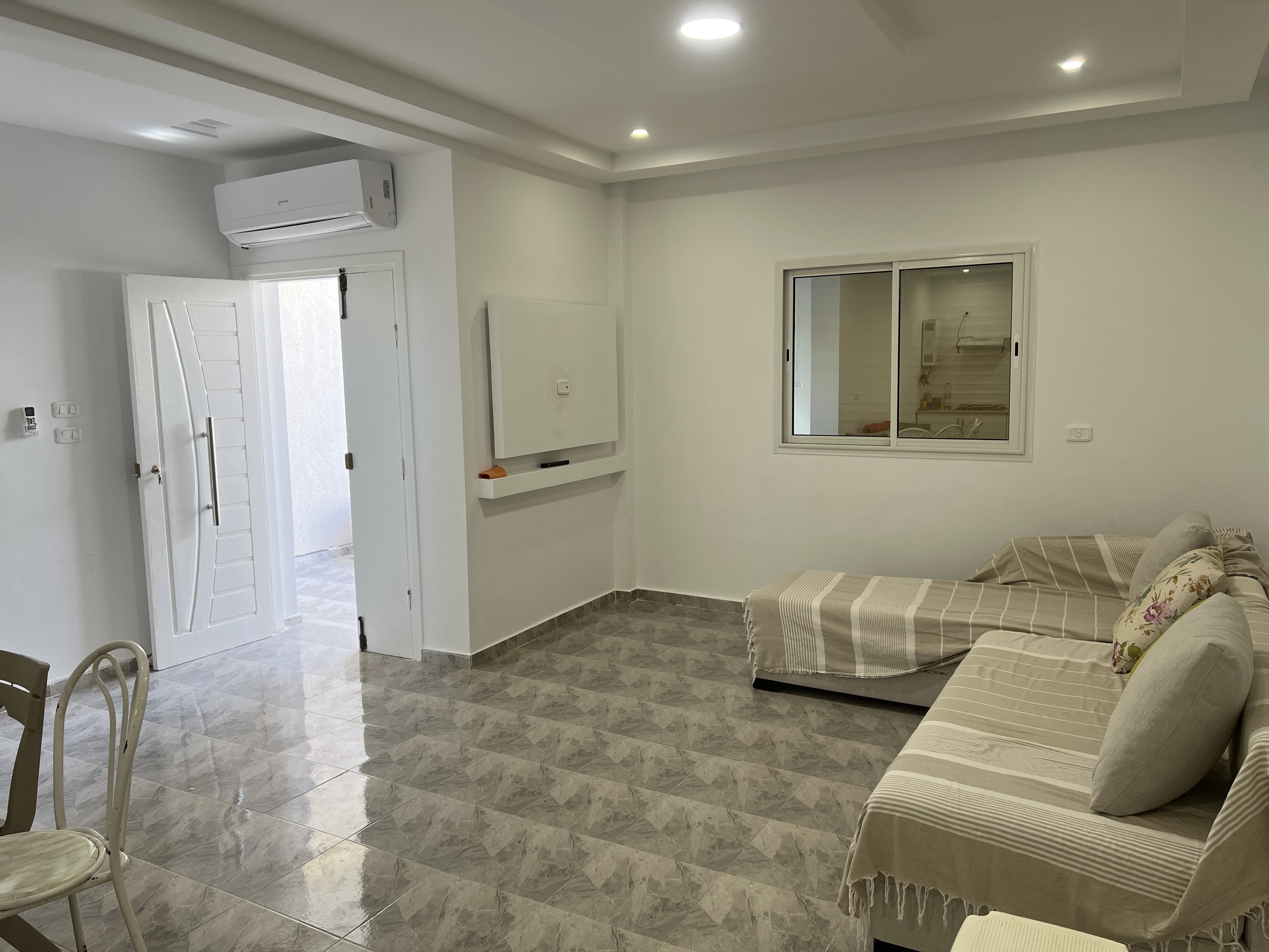 El Haouaria Cite Touristique Vente Autre Immeuble avec trois appartements
