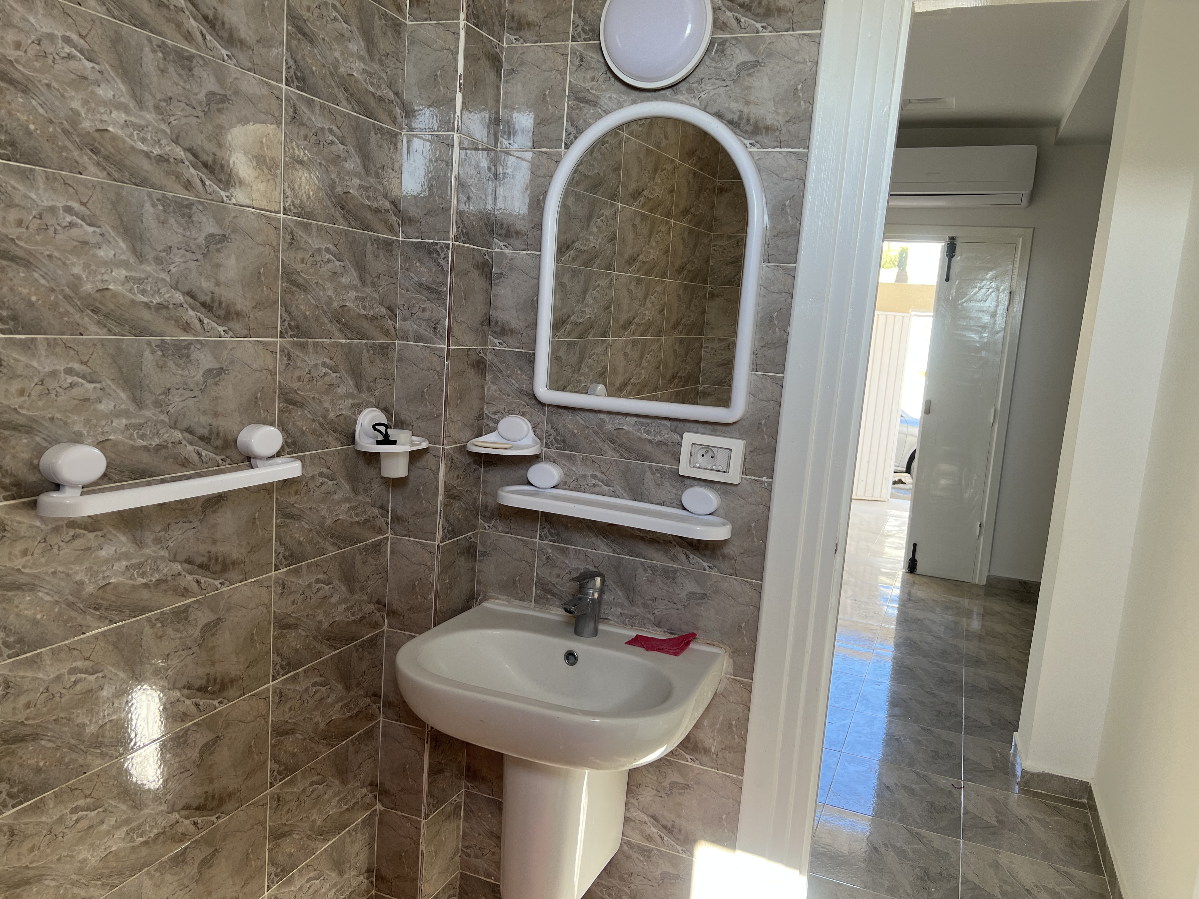 El Haouaria Cite Touristique Vente Autre Immeuble avec trois appartements