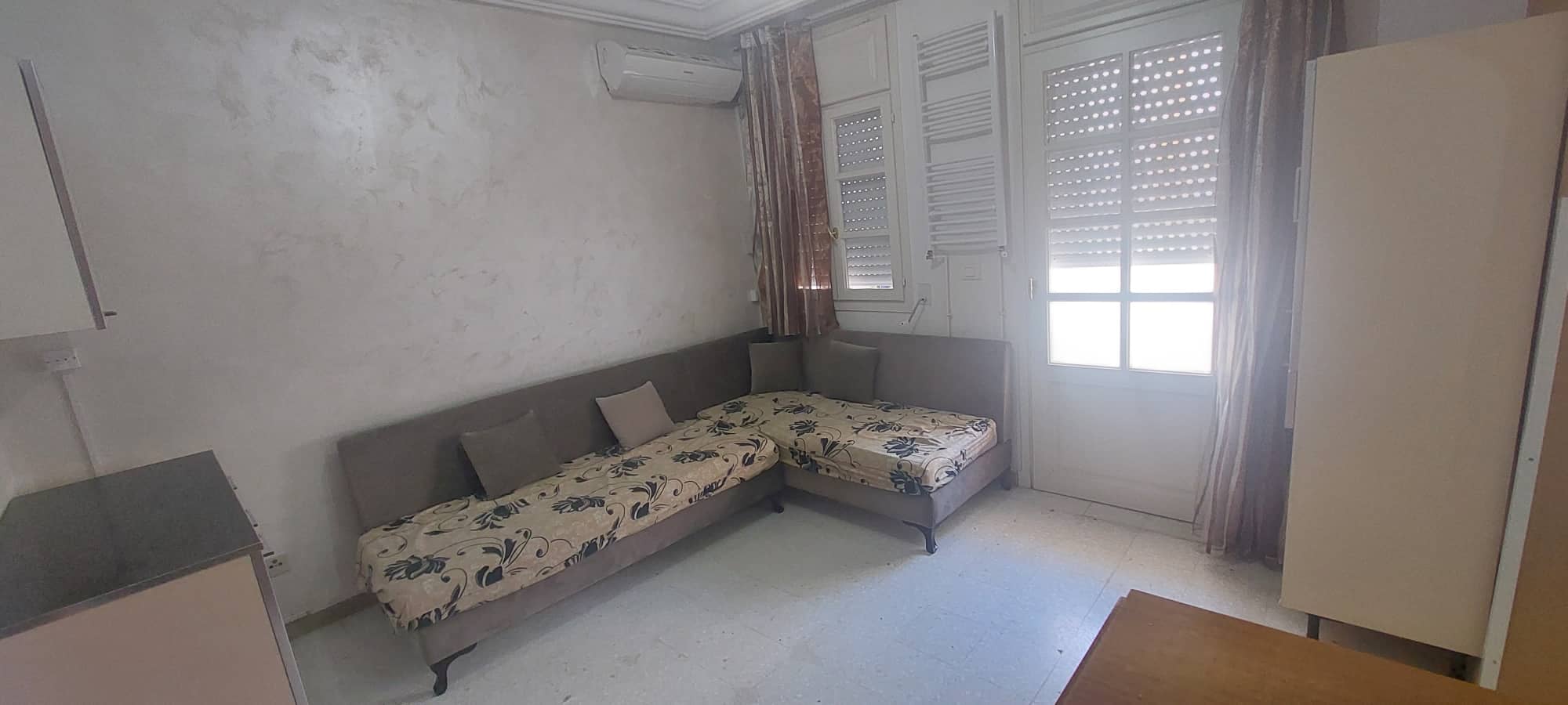 Raoued Cite Ennkhilet Location Appart. 2 pices Un studio meubl  rsidence mariam enkhilet