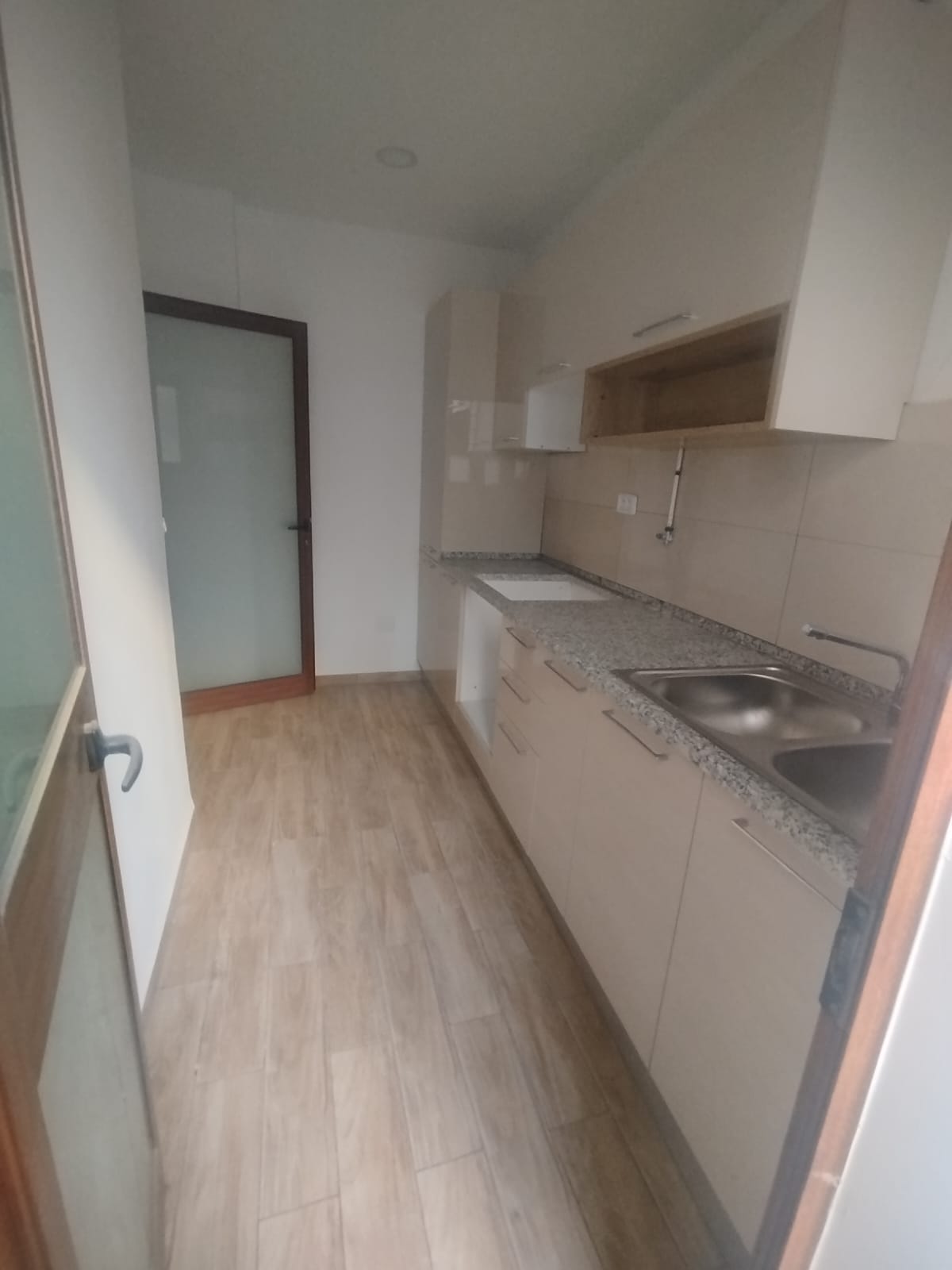 Hammam Chatt Borj Cedria Vente Appart. 2 pices Appartement en face mosque errahma