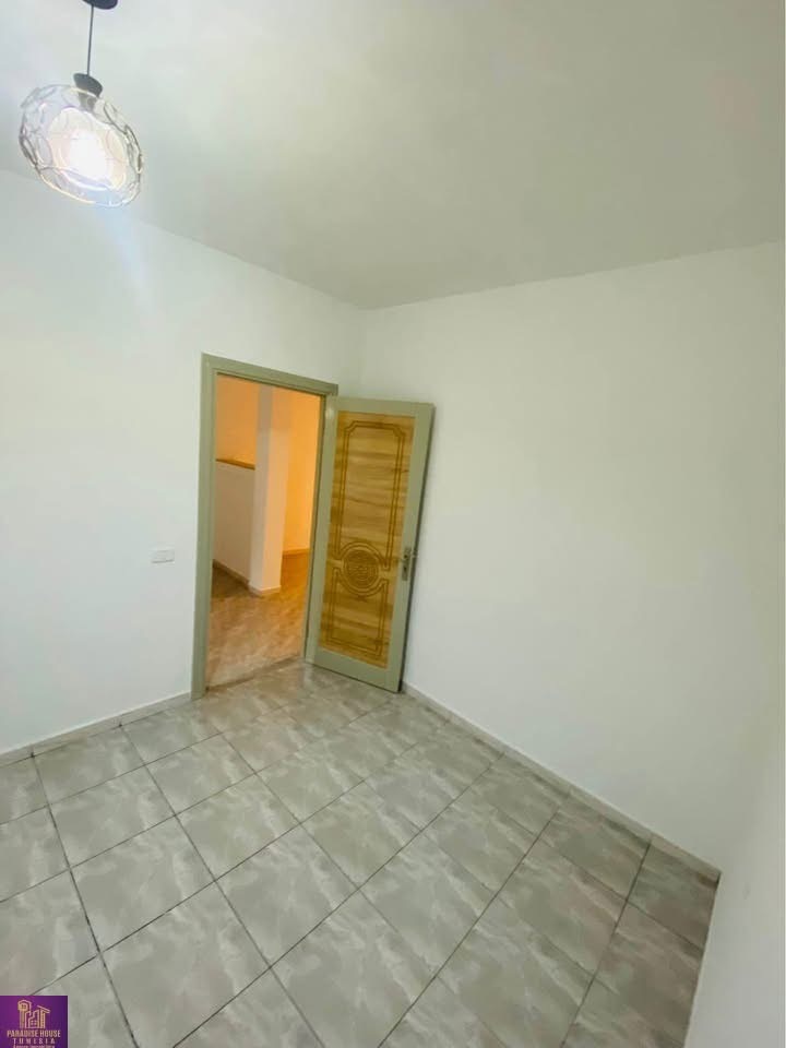 La Soukra&nbsp;Chotrana 1&nbsp;Location&nbsp;Appart. 2 pi�ces&nbsp;Appart s 1 a cote de mosqu�e erawdha