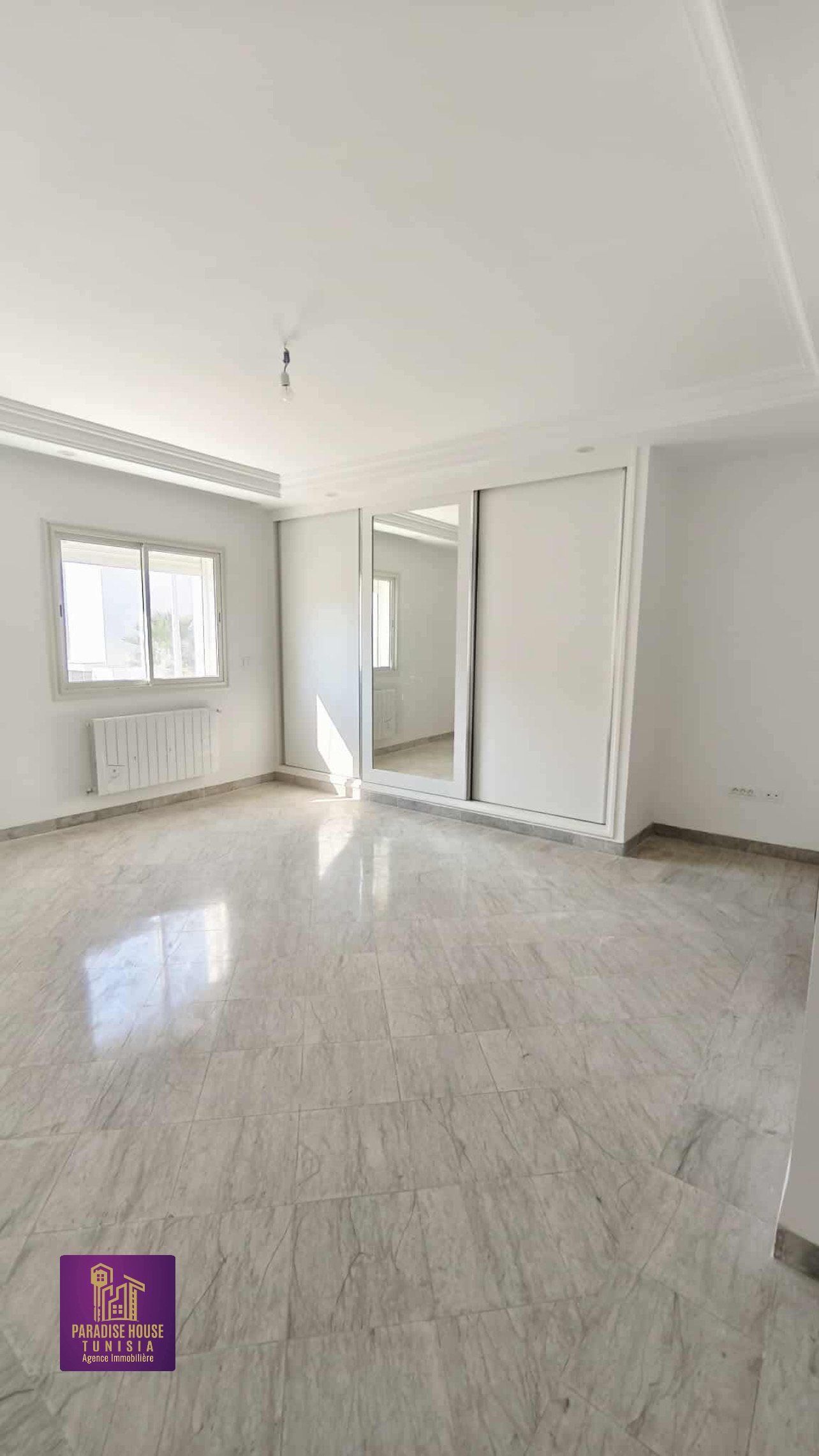 La Marsa Cite Erriadh Location Appart. 4 pices Spacieux s 3 avec 2 terasse balcon vue degagee