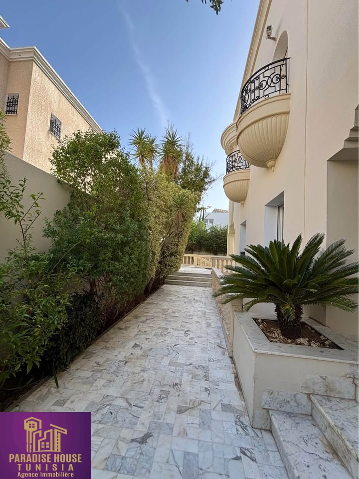 La Marsa Berge Du Lac Location Appart. 5 pices+ Villa s5 haut standing lac2