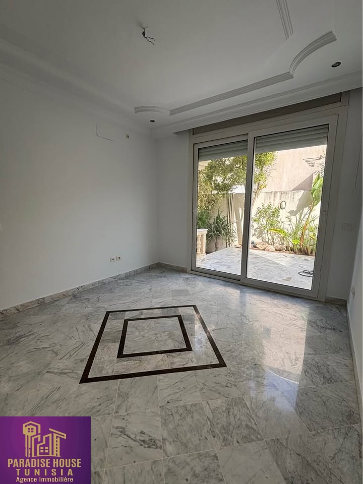 La Marsa Berge Du Lac Location Appart. 5 pices+ Villa s5 haut standing lac2