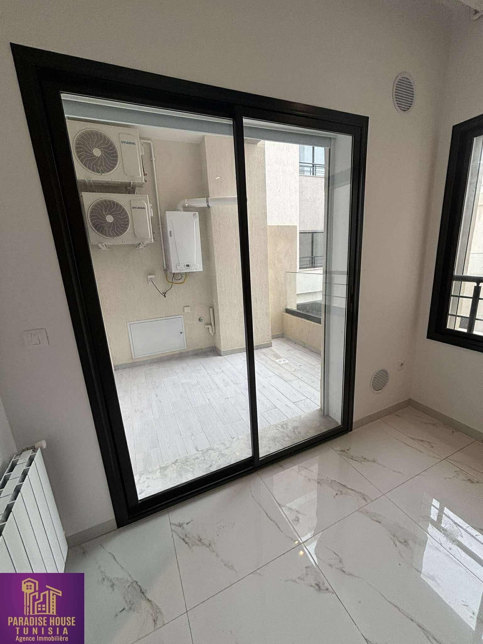 Ariana Ville Cite Ennasr 2 Location Appart. 2 pices S 1 jinen ennasr haut standing