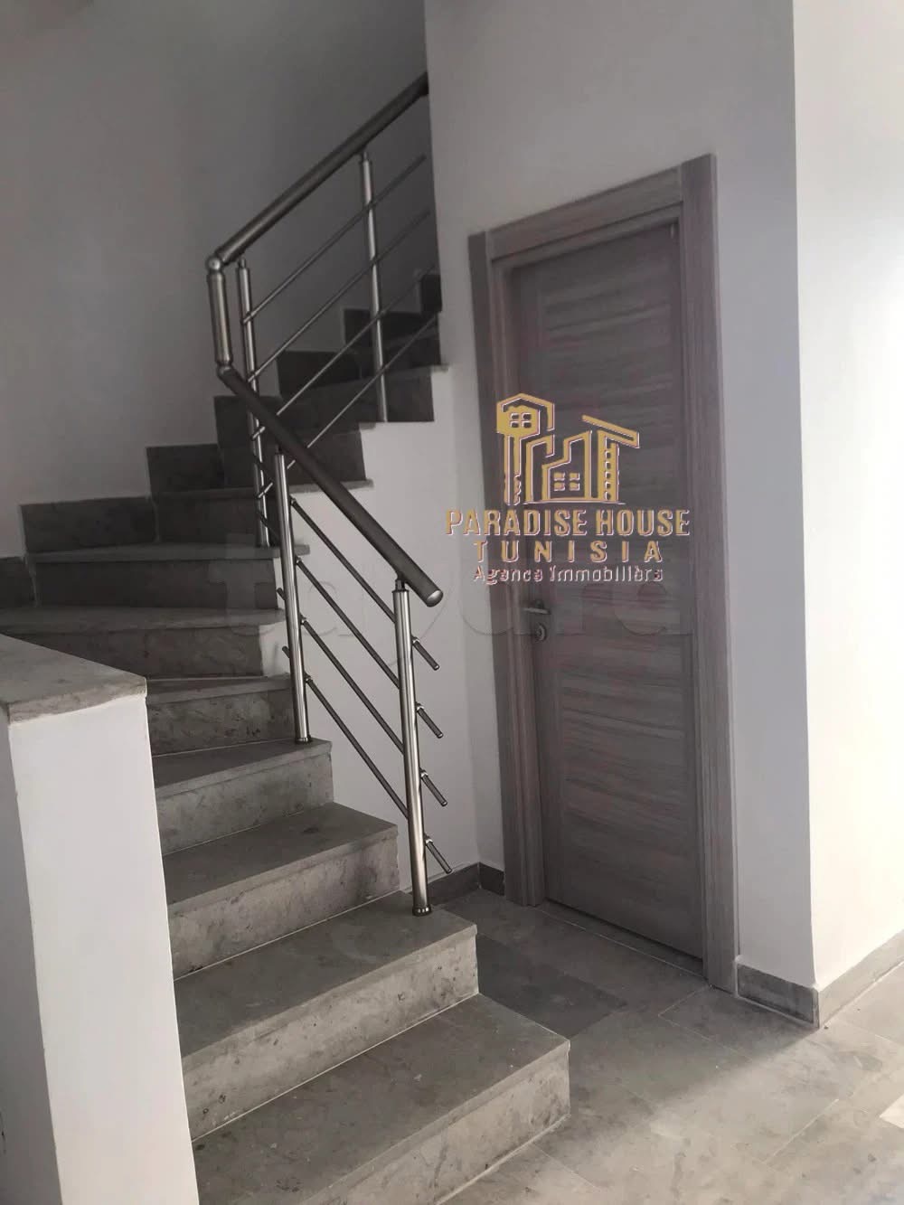 La Soukra La Soukra Location Duplex Duplex s 3 avec jardin chotrana
