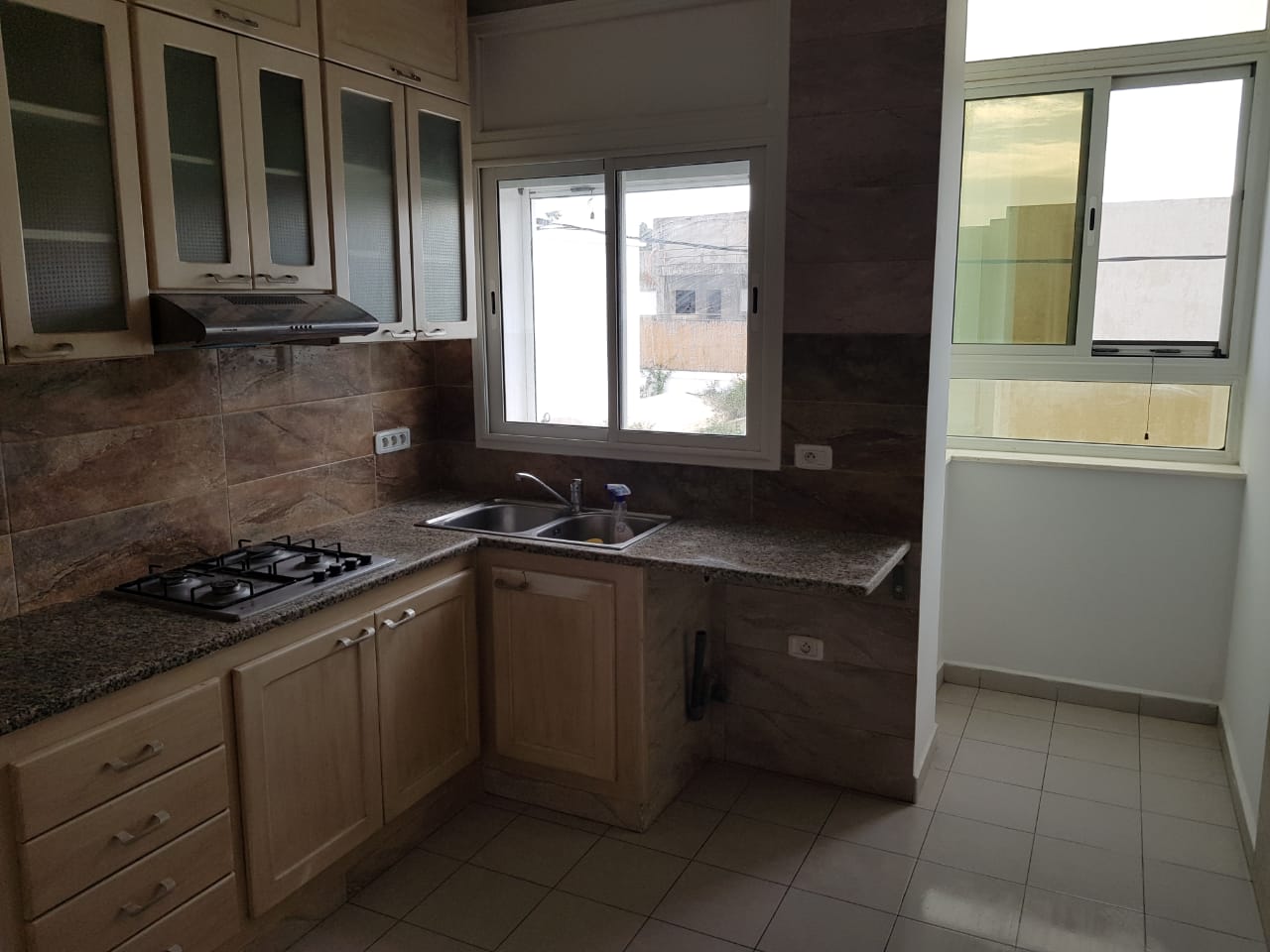 La Soukra La Soukra Location Appart. 3 pices S 3 la soukra
