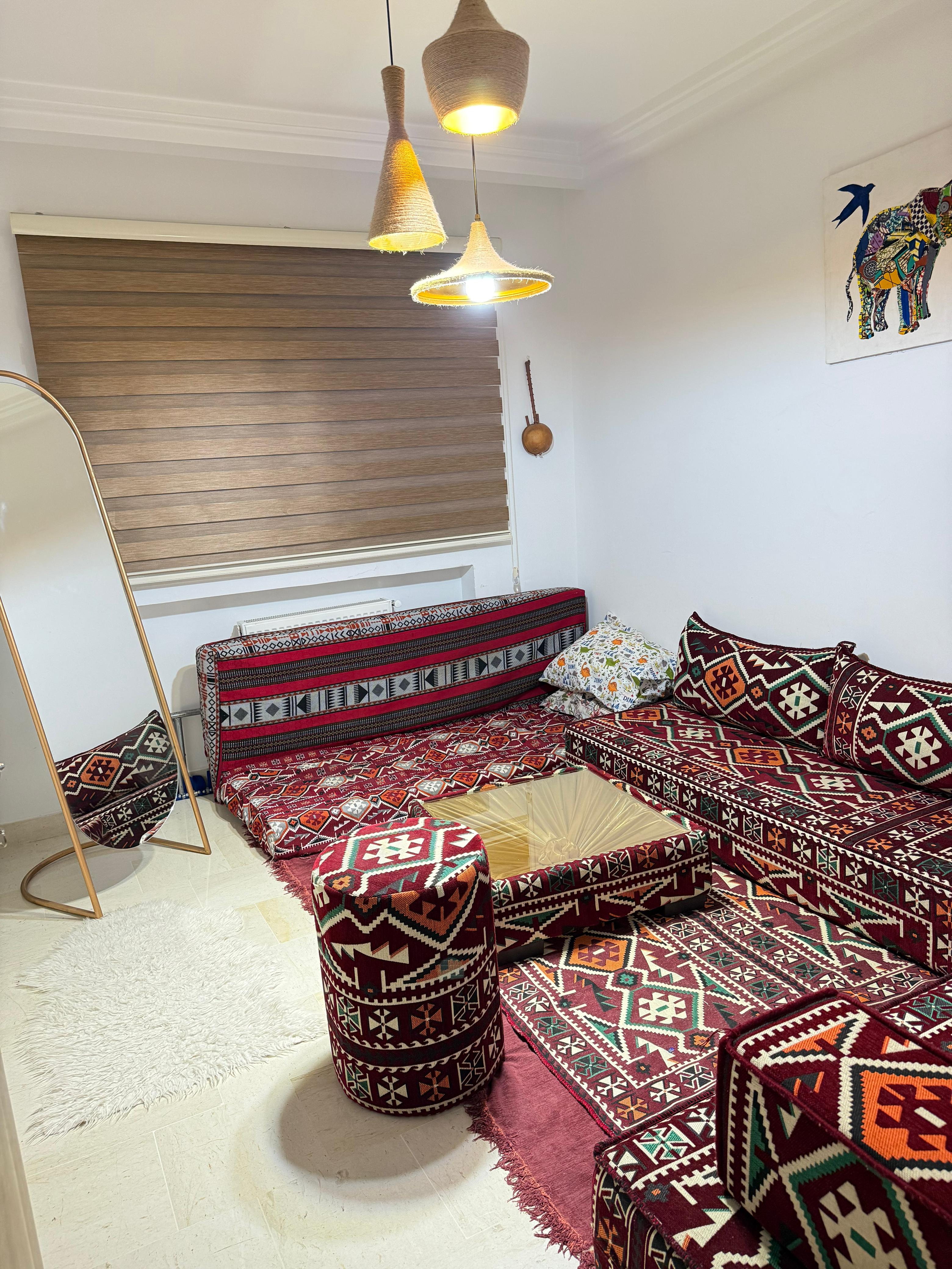 La Soukra La Soukra Location Appart. 4 pices Appart s3 meubl  dar fadhal soukra