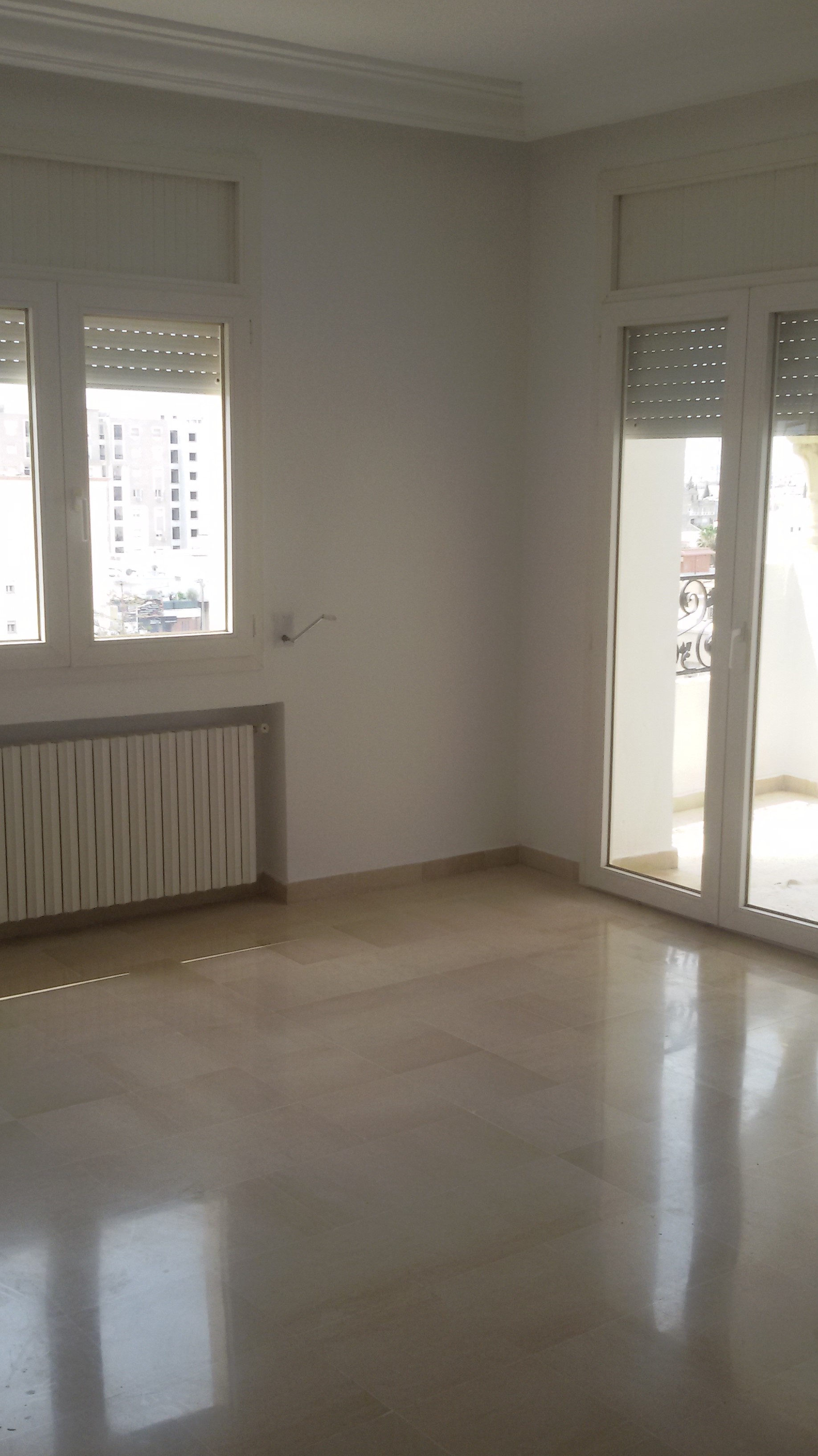 Ain Zaghouan Ain Zaghouan Location Appart. 4 pices S 3 cite wahat