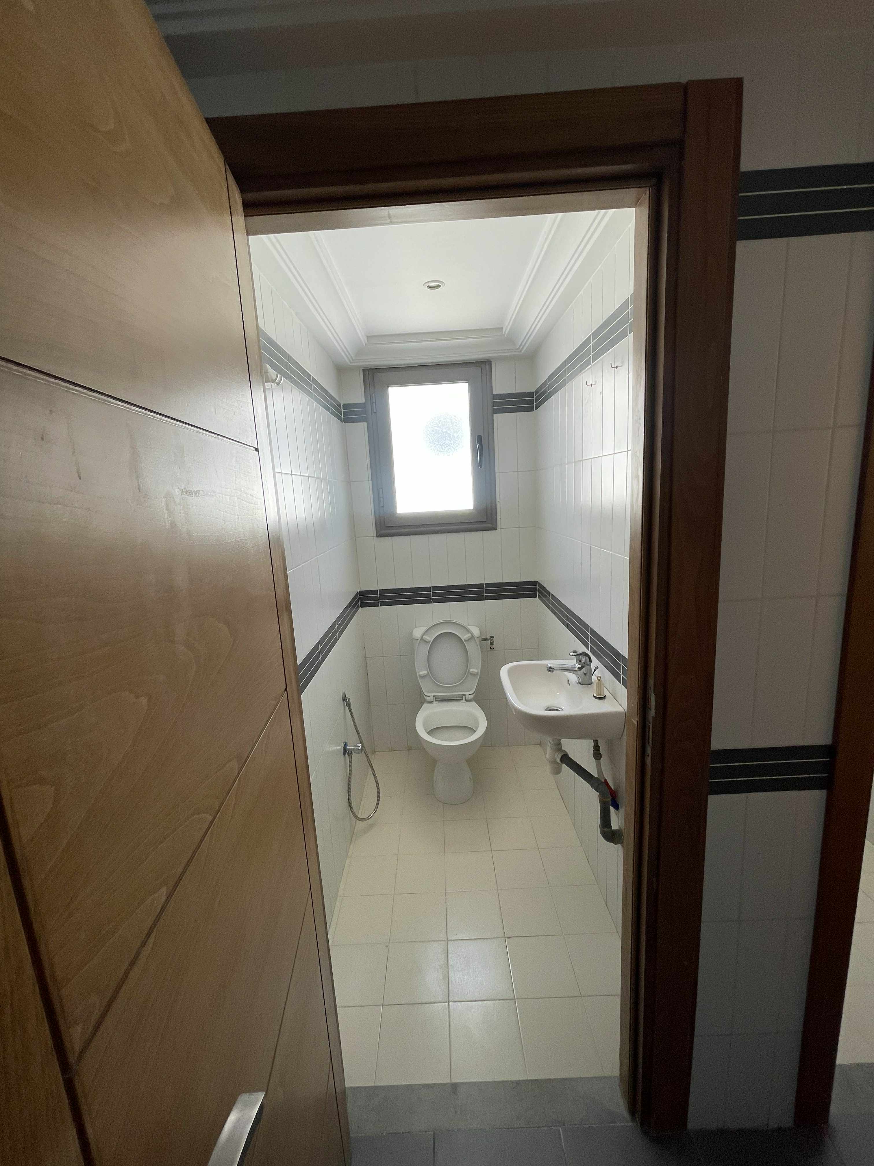 Cite El Khadra Cite Jardins Bureaux & Commerces Bureau Etage bureautiqua 350m2  alain savary