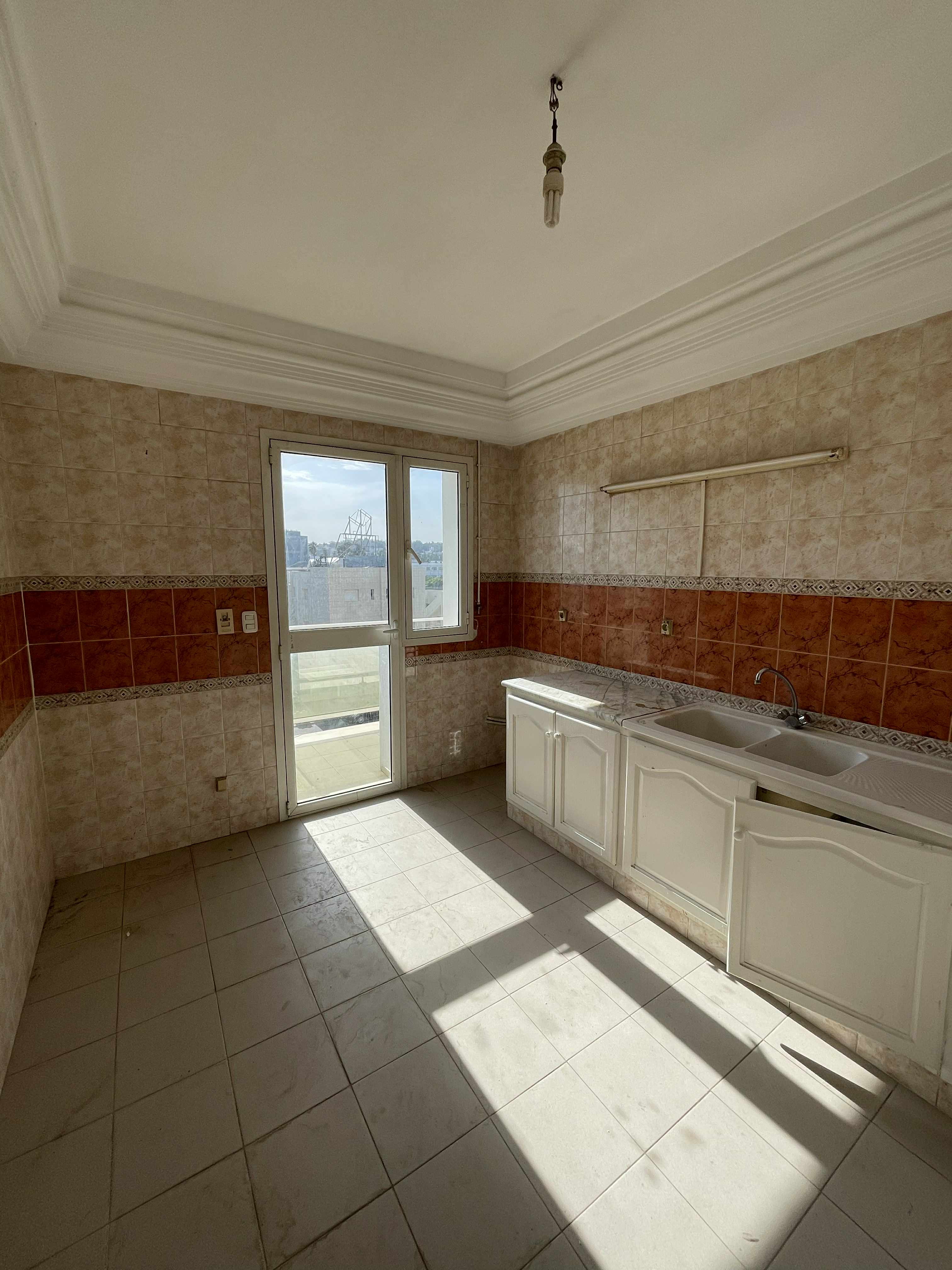 Cite El Khadra Cite Jardins Bureaux & Commerces Bureau Bureau s plus 2  alain savary