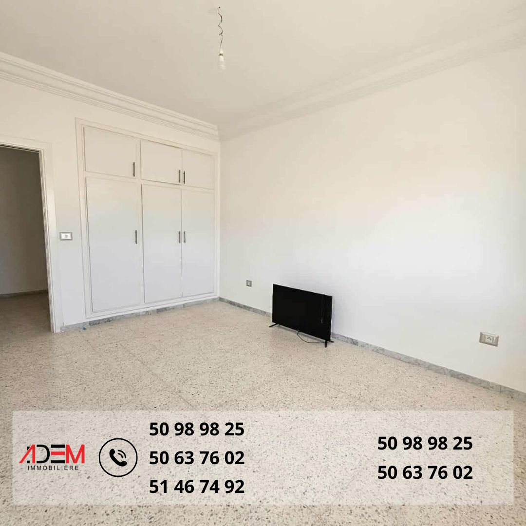 Sousse Ville Cite Boukhzar Location Appart. 2 pices Spacieux appartement  bohssina