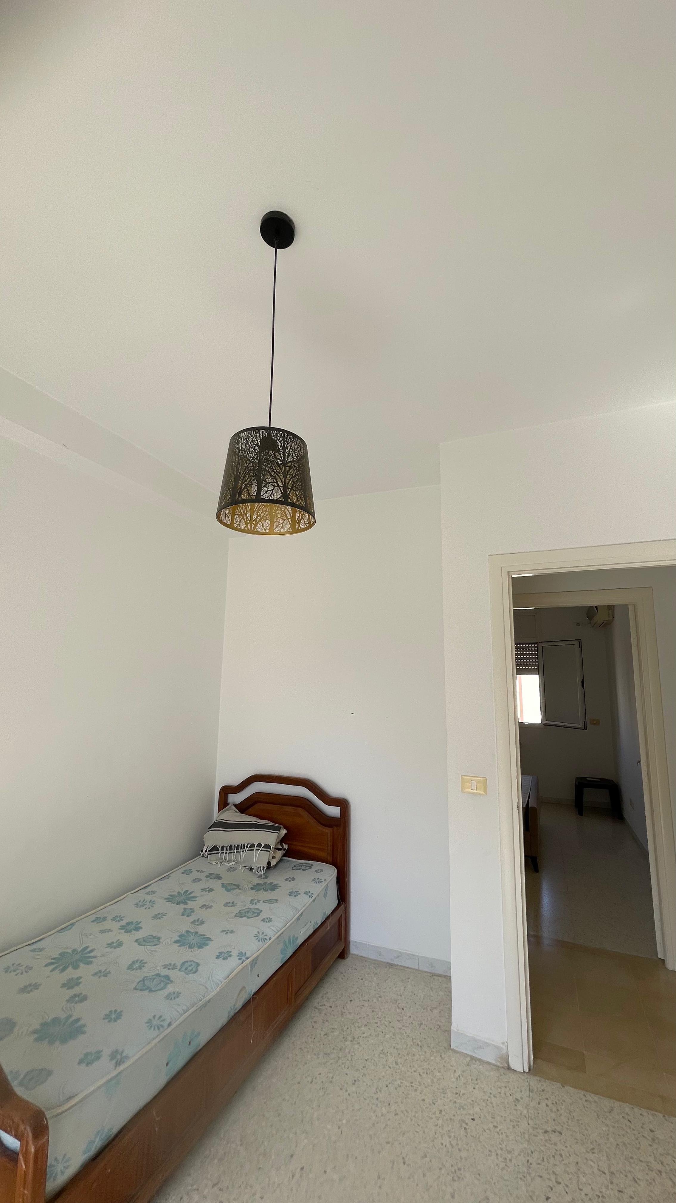 La Marsa El Aouina Location Appart. 2 pices S2  cite el wahat et visites possibles le weekend