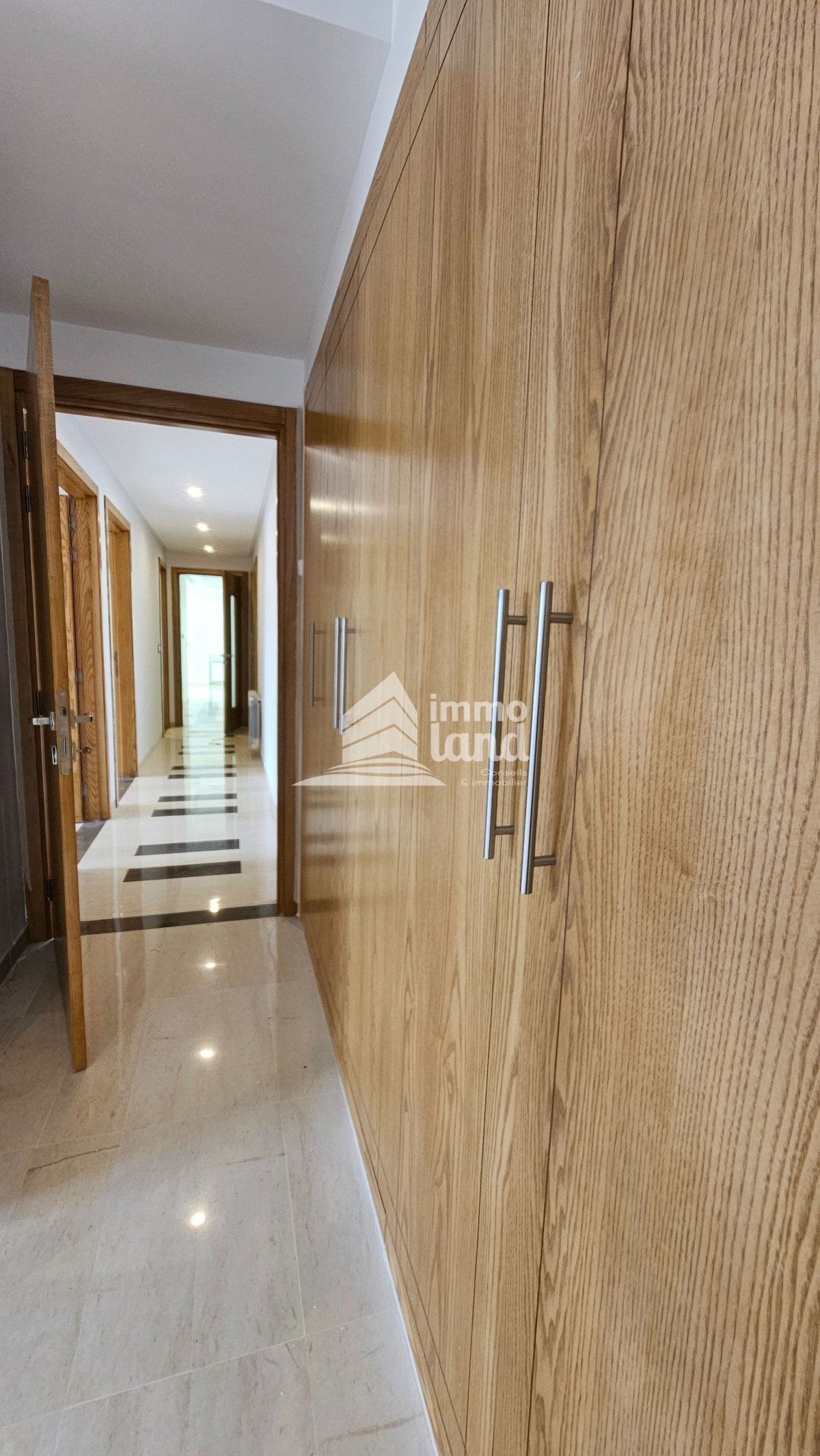 La Soukra La Soukra Location Appart. 3 pices Appartement s3  la soukra parc